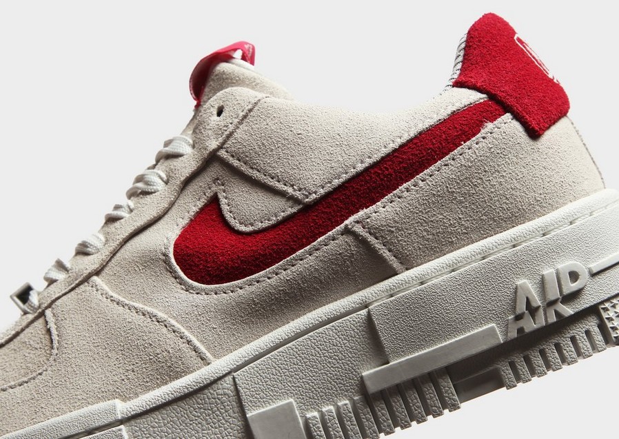 Adidași de damă NIKE AF1 PIXEL DQ5570-100 Alb