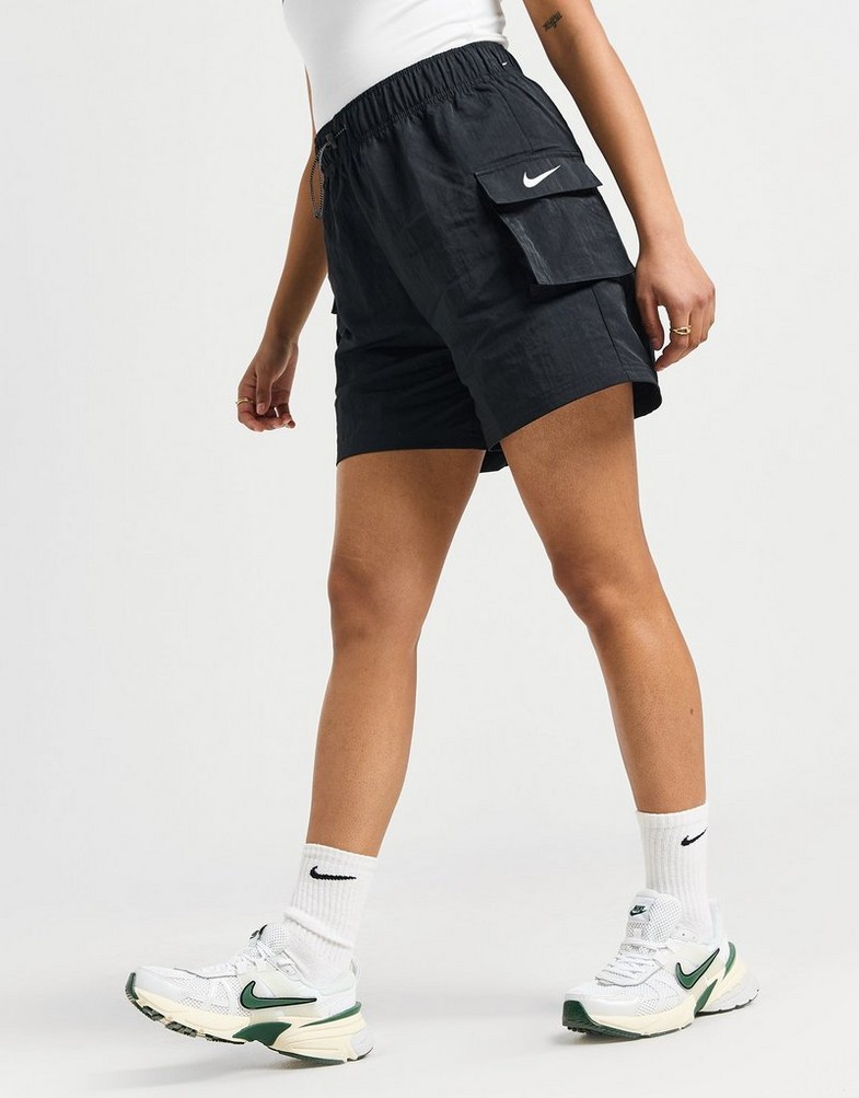 Жіночі шорти NIKE ШОРТИ W NSW ESSNTL WVN HR SHORT DM6247-010 Чорний