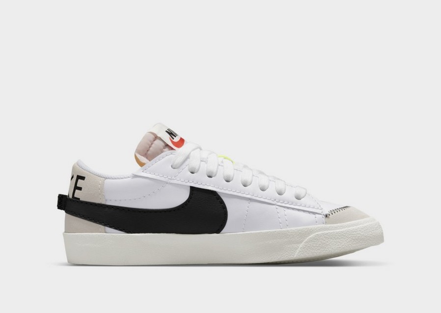 Adidași pentru bărbați NIKE BLAZER LOW '77 JUMBO