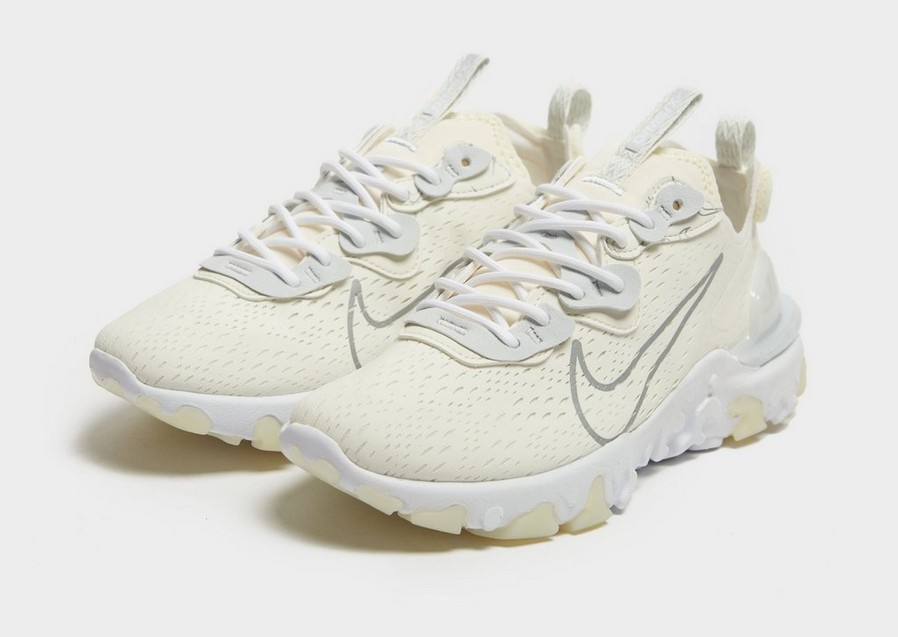 Adidași de damă NIKE REACT VISION  DR7858-100 Bej
