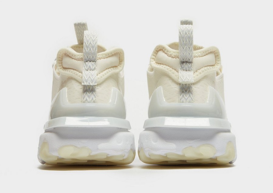 Adidași de damă NIKE REACT VISION  DR7858-100 Bej