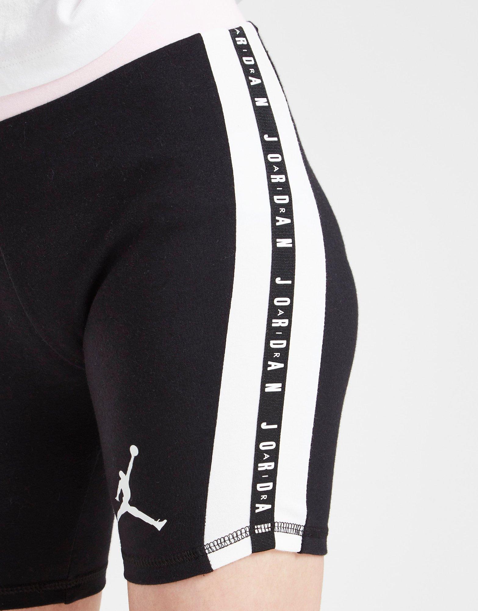 Детски шорти JORDAN ШОРТИ GIRLS' FITNESS TAPE GRAPHIC CYCLE S 45B495023 Черен