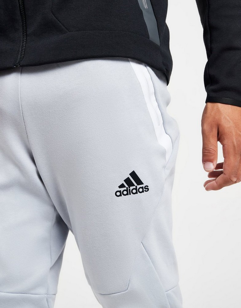 ADIDAS TRENINGOWE DESIGNED 4 GAMEDAY JOGGERS HG3931 Srebrny