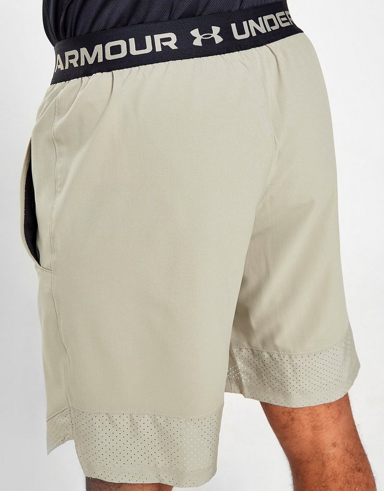Krótkie spodenki, szorty męskie UNDER ARMOUR SZORTY VANISH WOVEN SHORTS 1370382-037 Zielony