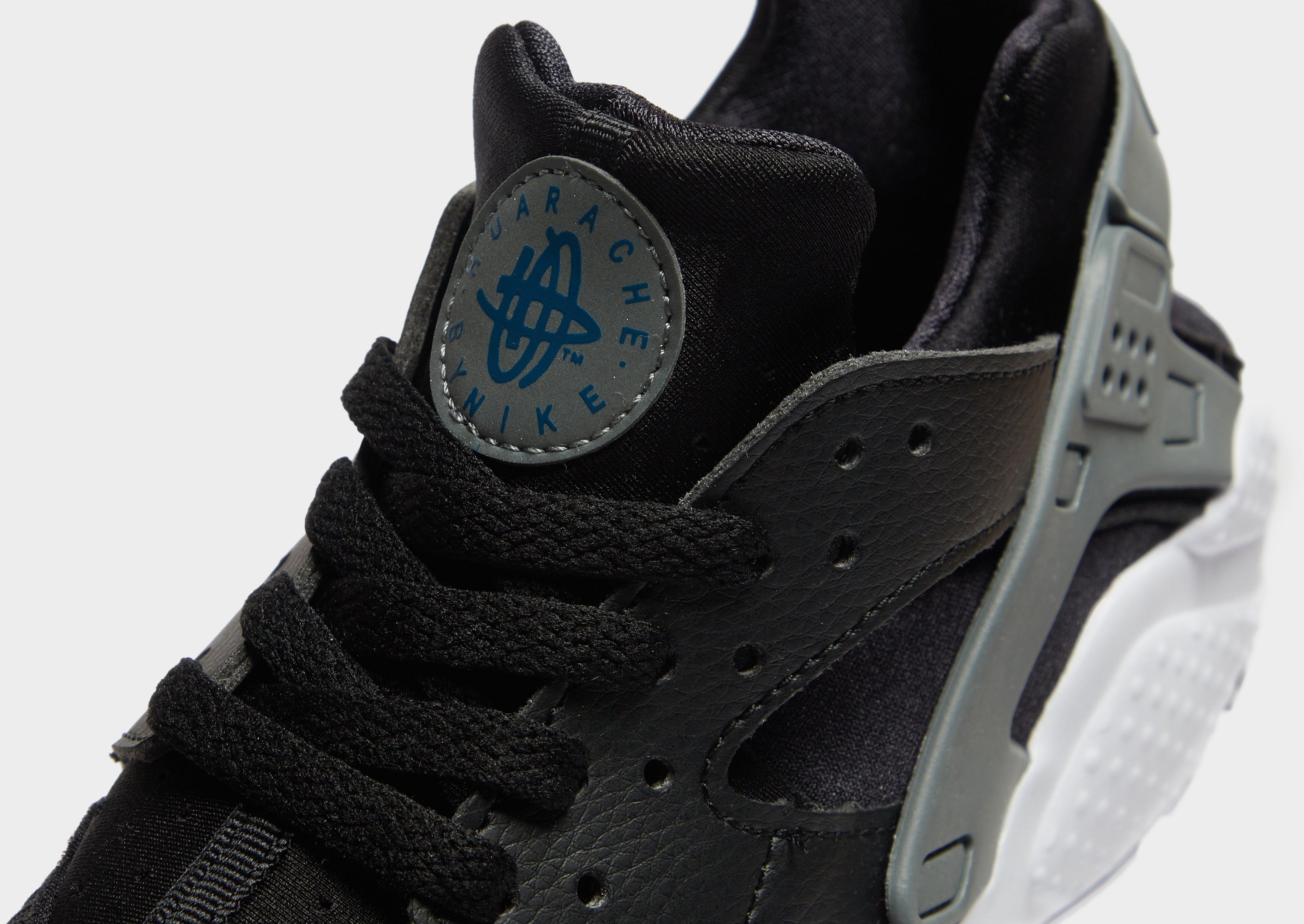 Детски маратонки NIKE AIR HUARACHE  DR7953-001 Черен