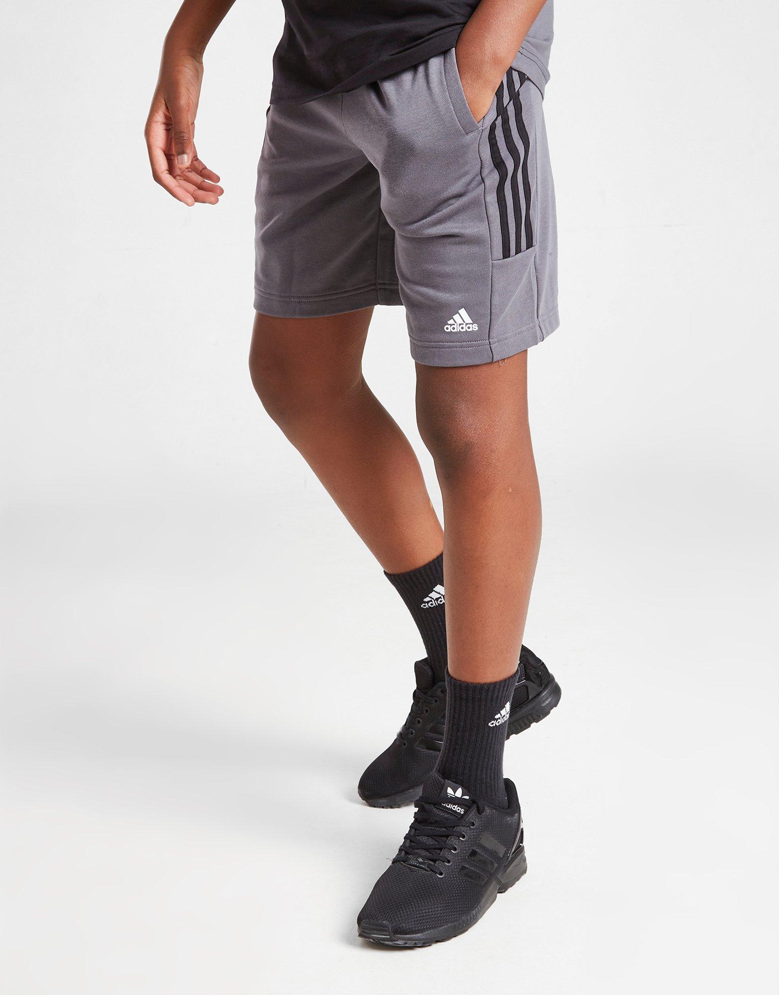 Detské krátke nohavice ADIDAS ŠORTKY  PANEL SHORTS SPLITSHTDGBLK Sivá