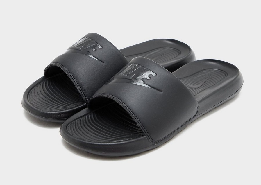 Дамски чехли NIKE VICTORI ONE SLIDES  CN9677-004 Черен