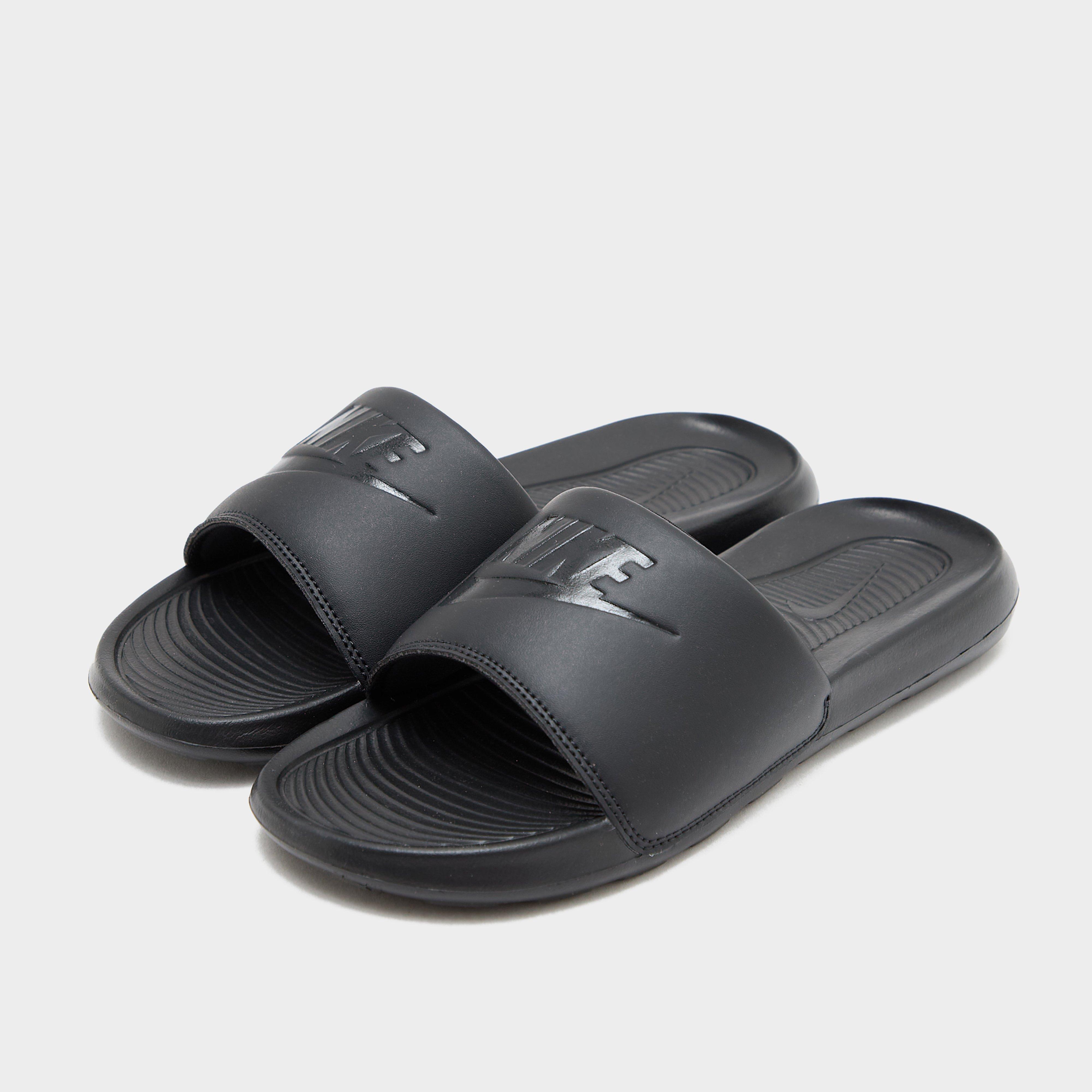 Női papucsok és flip-flopok NIKE VICTORI ONE SLIDES 