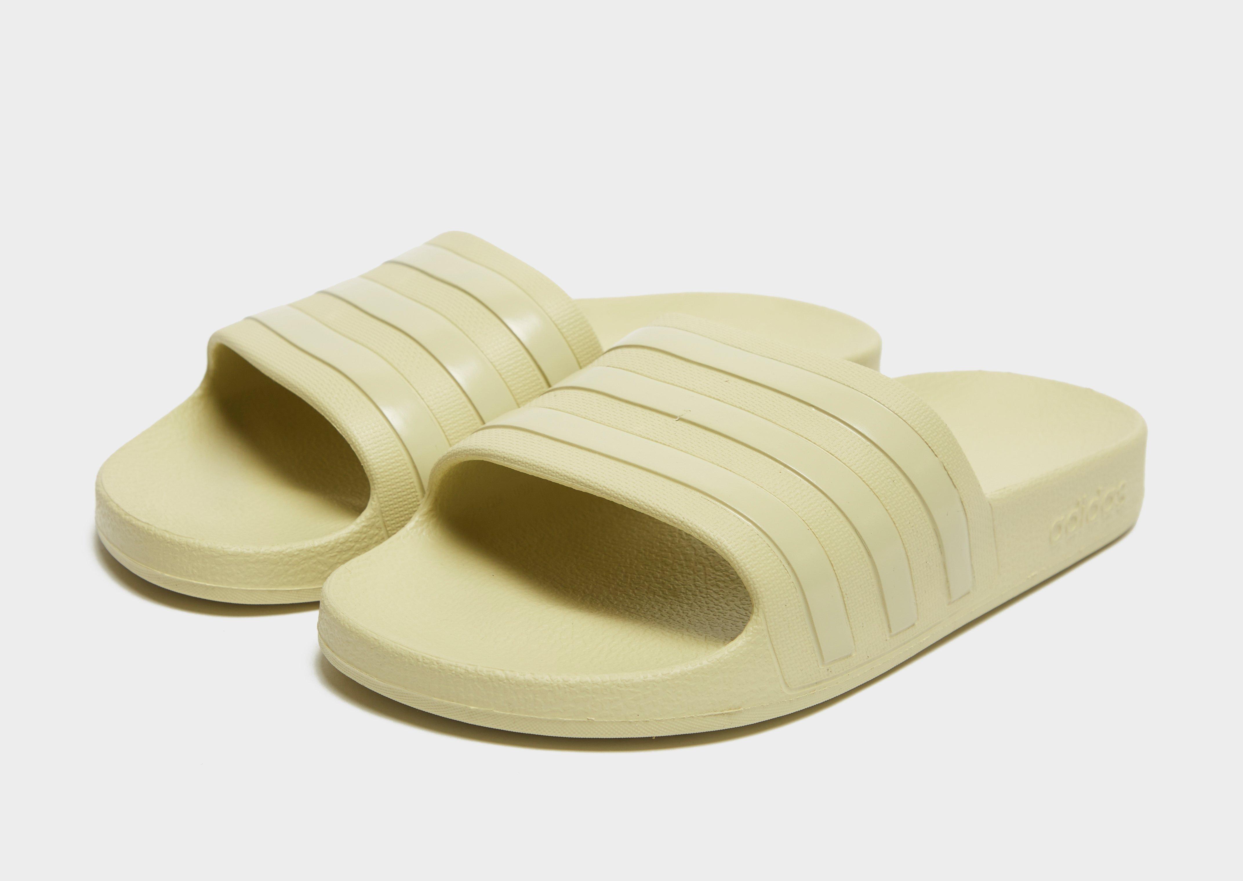 Šlepetės moterims ADIDAS ADILETTE AQUA gz5879 Geltona