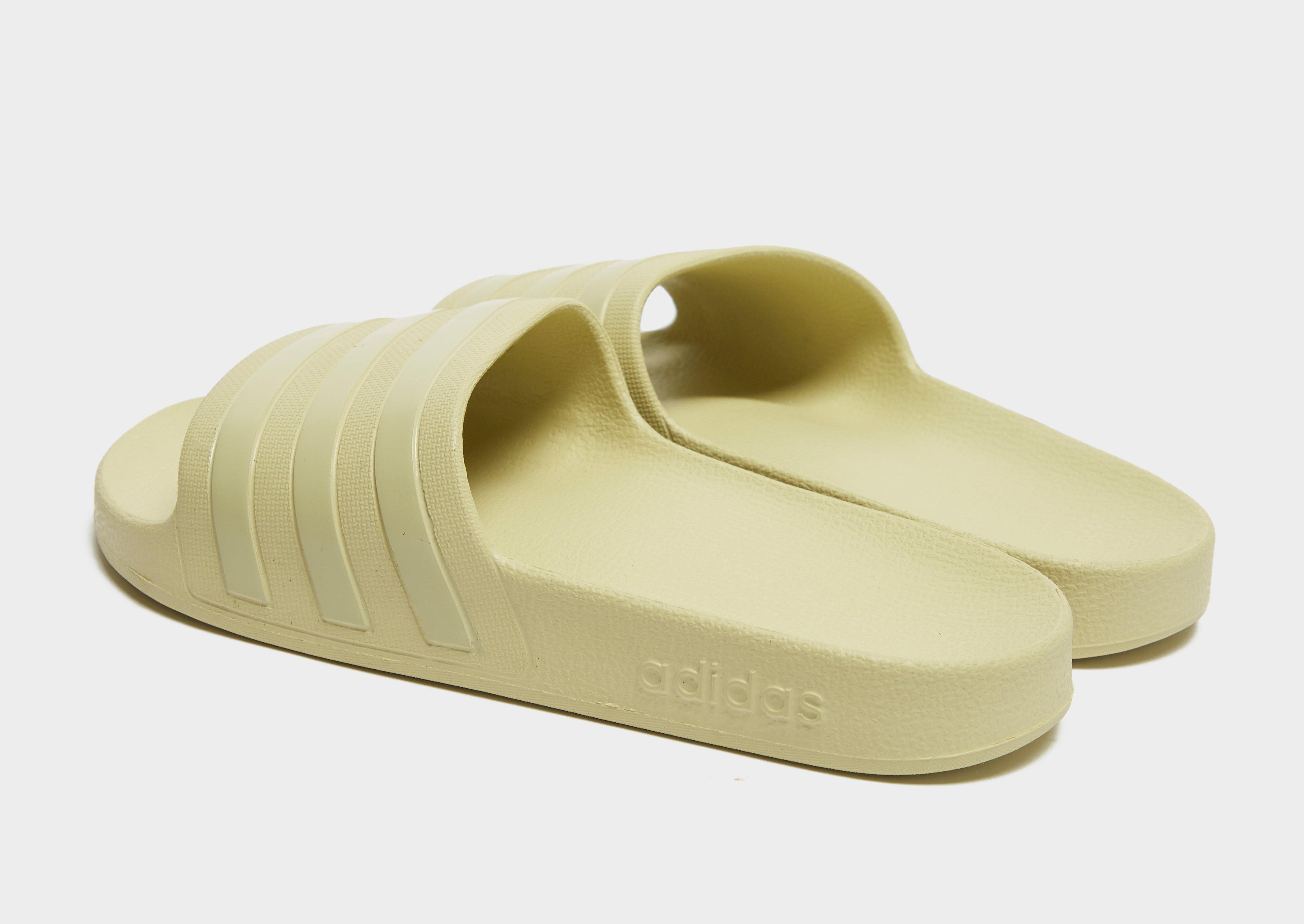 Šlepetės moterims ADIDAS ADILETTE AQUA gz5879 Geltona