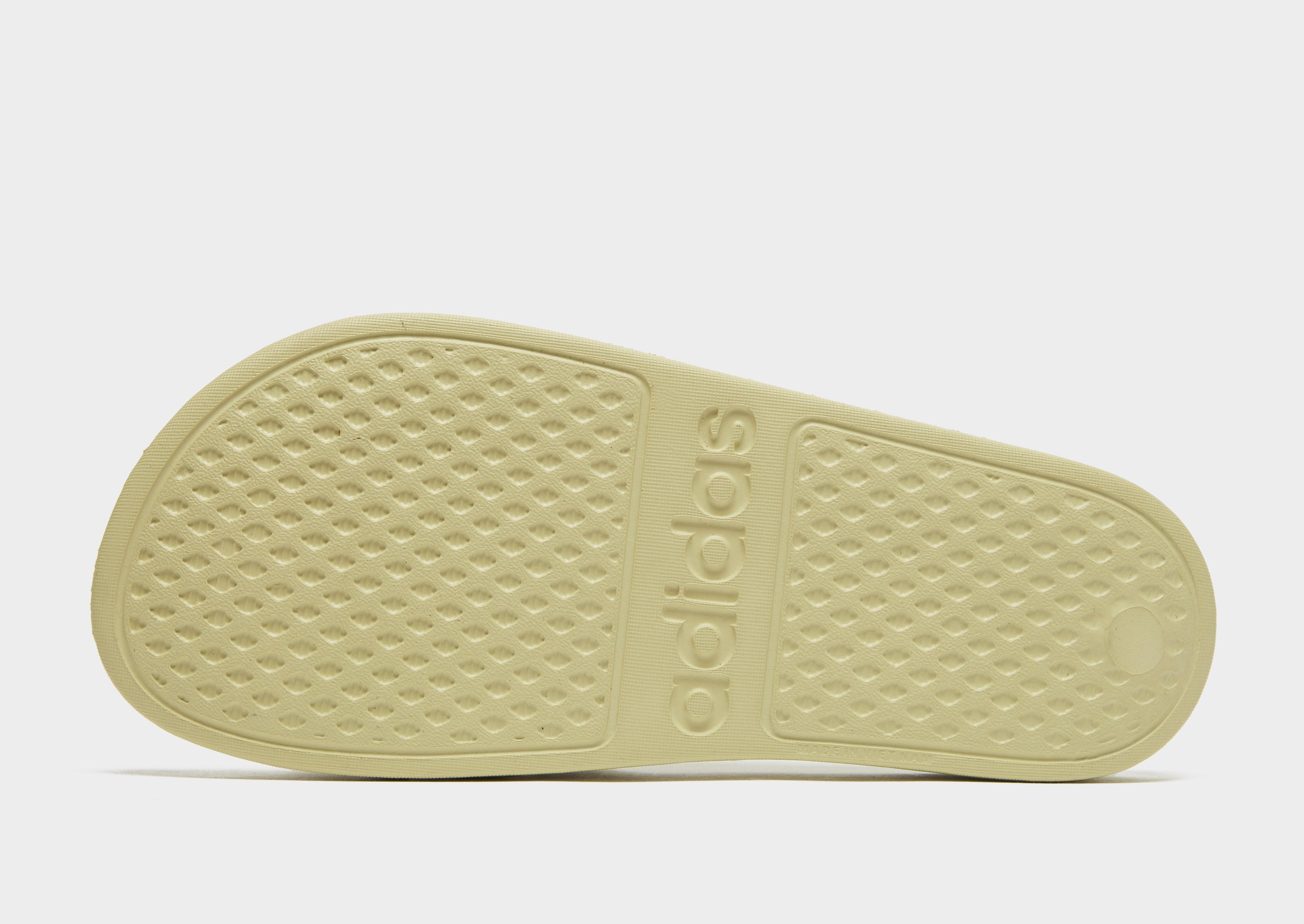 Šlepetės moterims ADIDAS ADILETTE AQUA gz5879 Geltona
