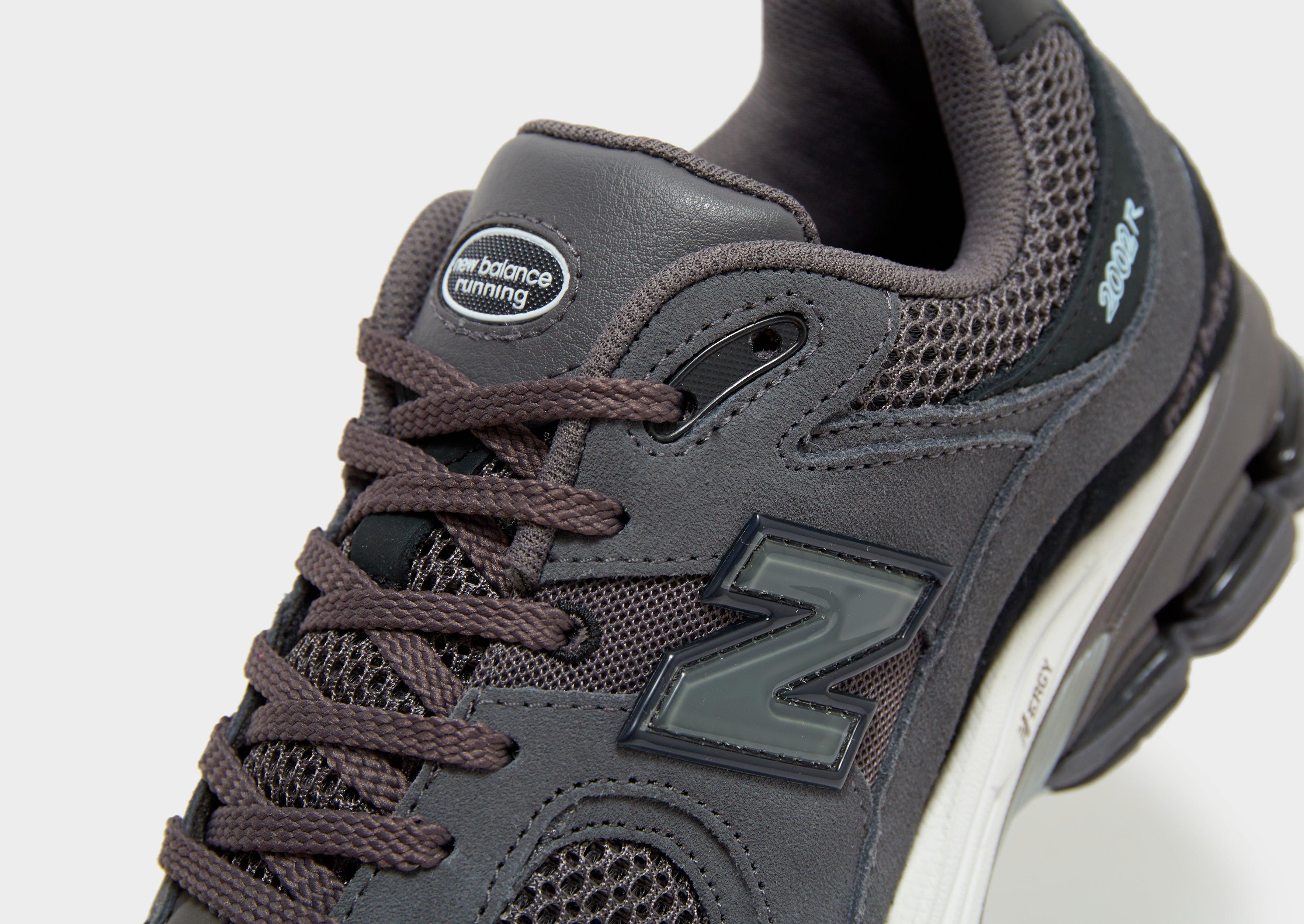 Pánske tenisky NEW BALANCE 2002R M2002RMT Čierna