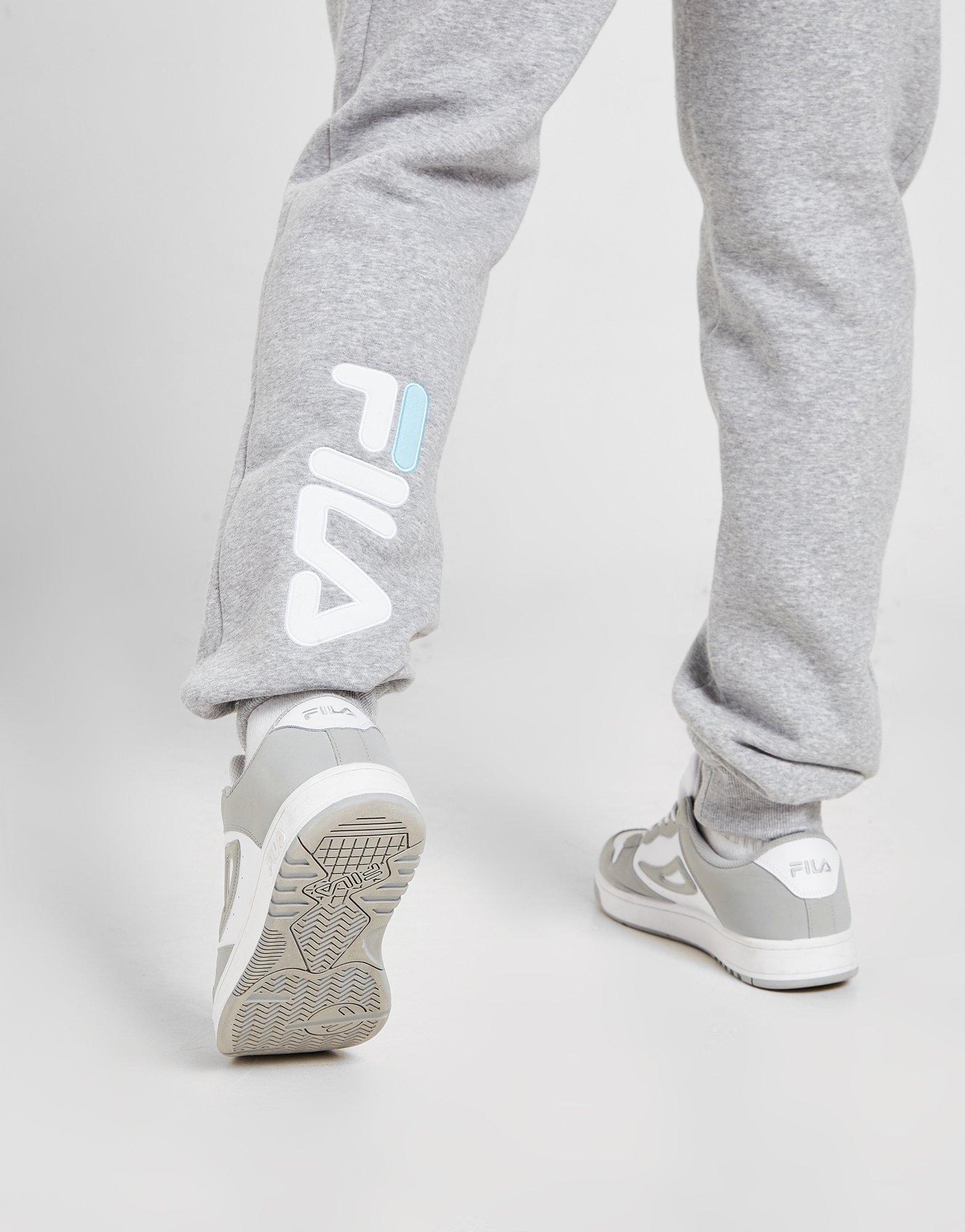 Pánske nohavice FILA NOHAVICE  GALLINARI JOGGERS SS22JDM006GRY Sivá