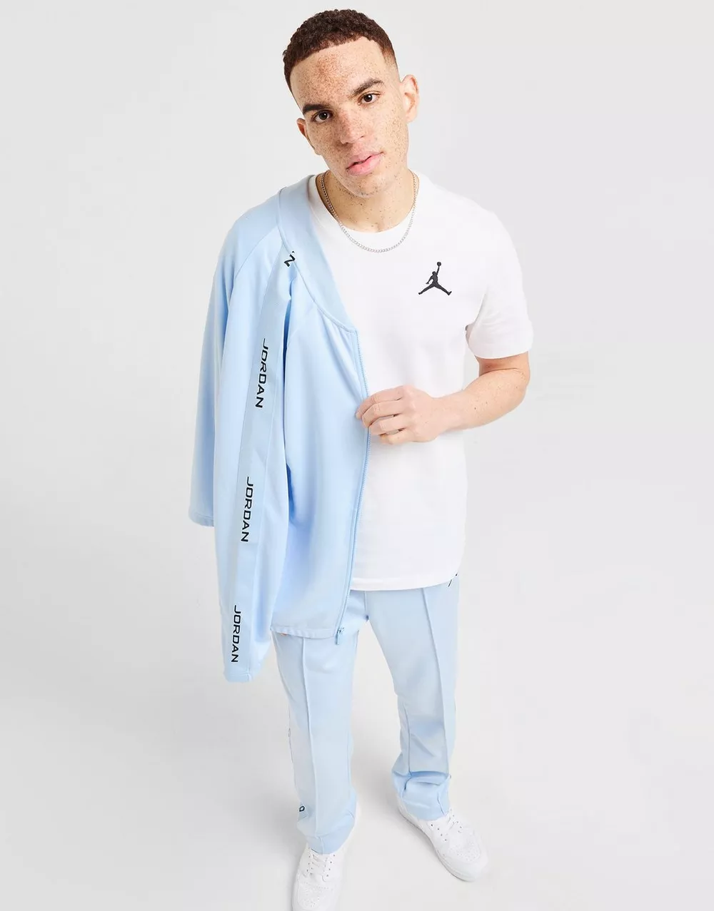 JORDAN ФУТБОЛКА M J JUMPMAN EMB SS CREW, фото 1 з 5