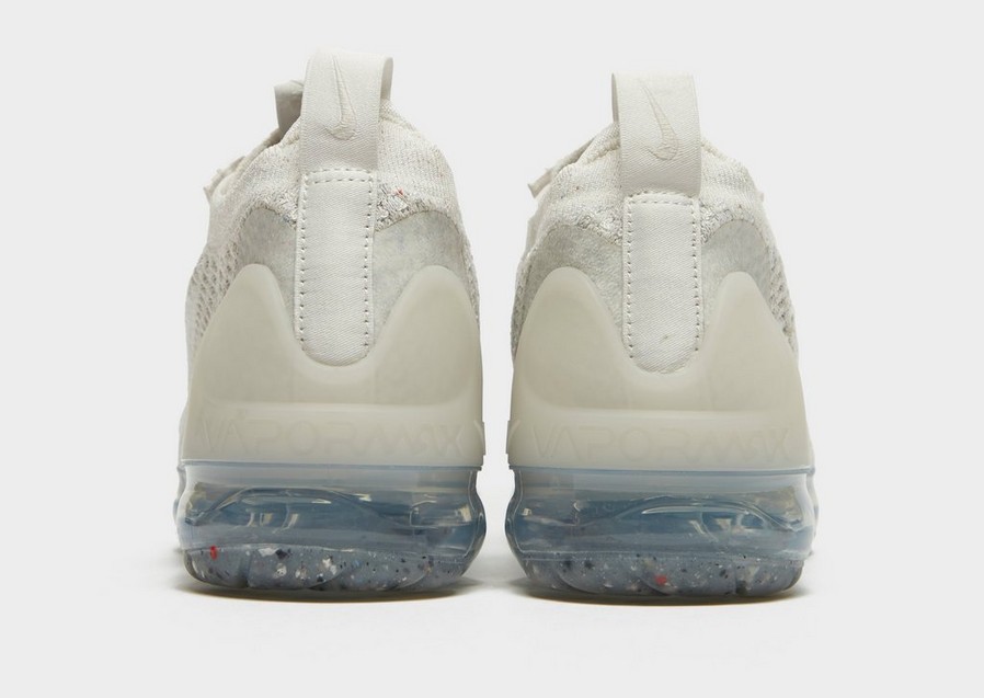 Adidași de damă NIKE AIR VAPORMAX 2021  DJ9975-001 Crem
