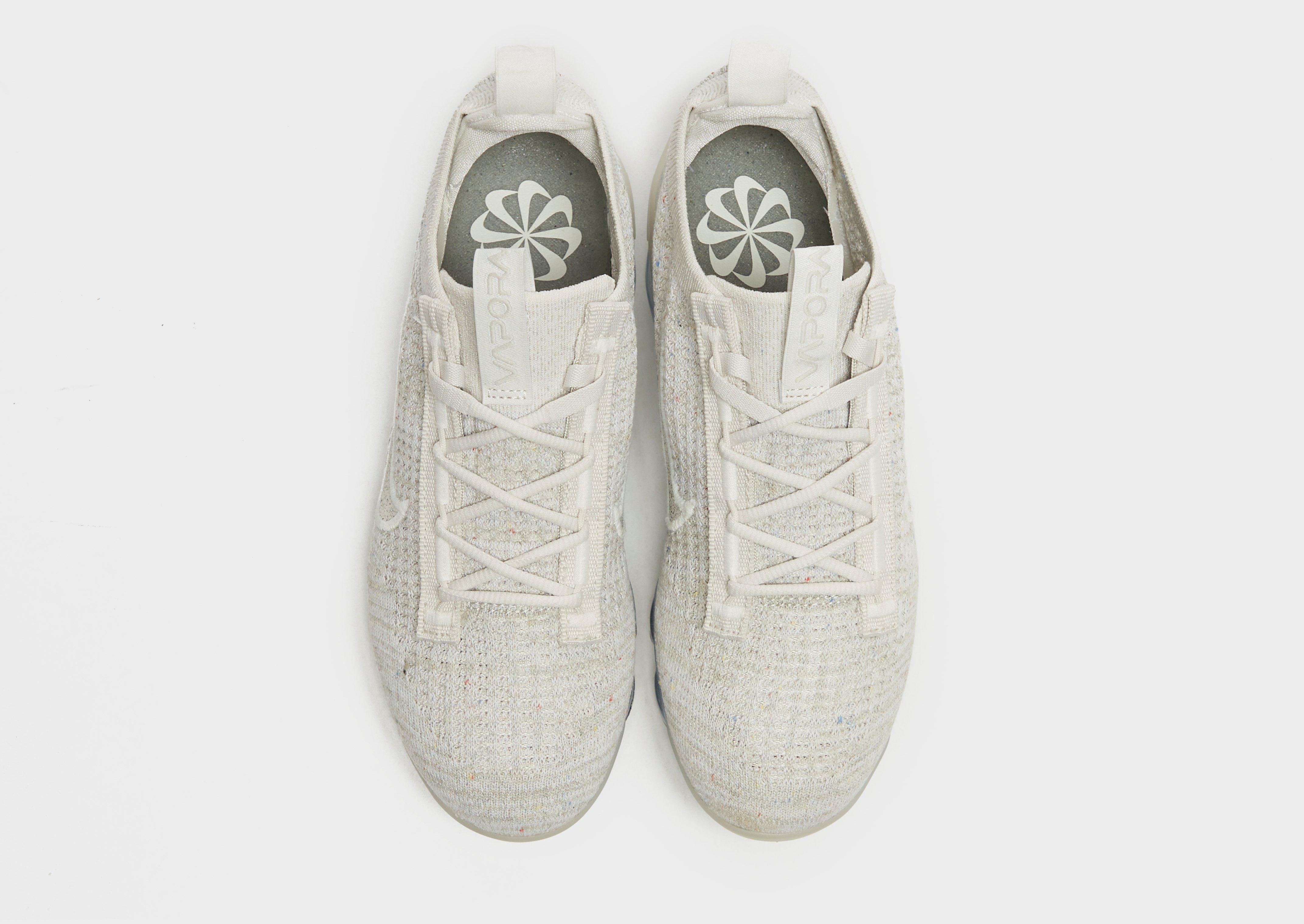 Kedai moterims NIKE AIR VAPORMAX 2021  DJ9975-001 Rusva