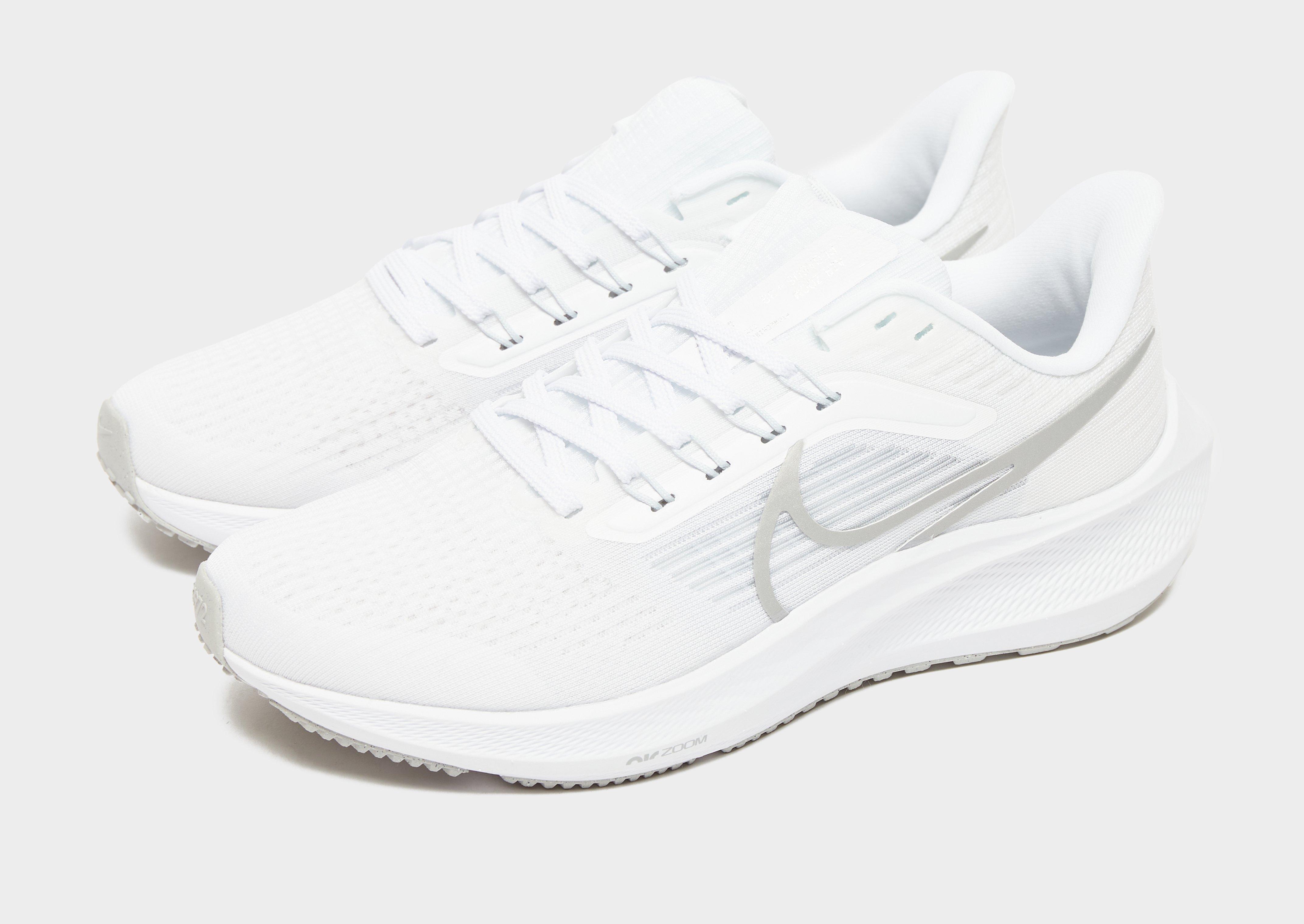 Dámska bežecká obuv NIKE PEGASUS 39  DH4072-100 Biela