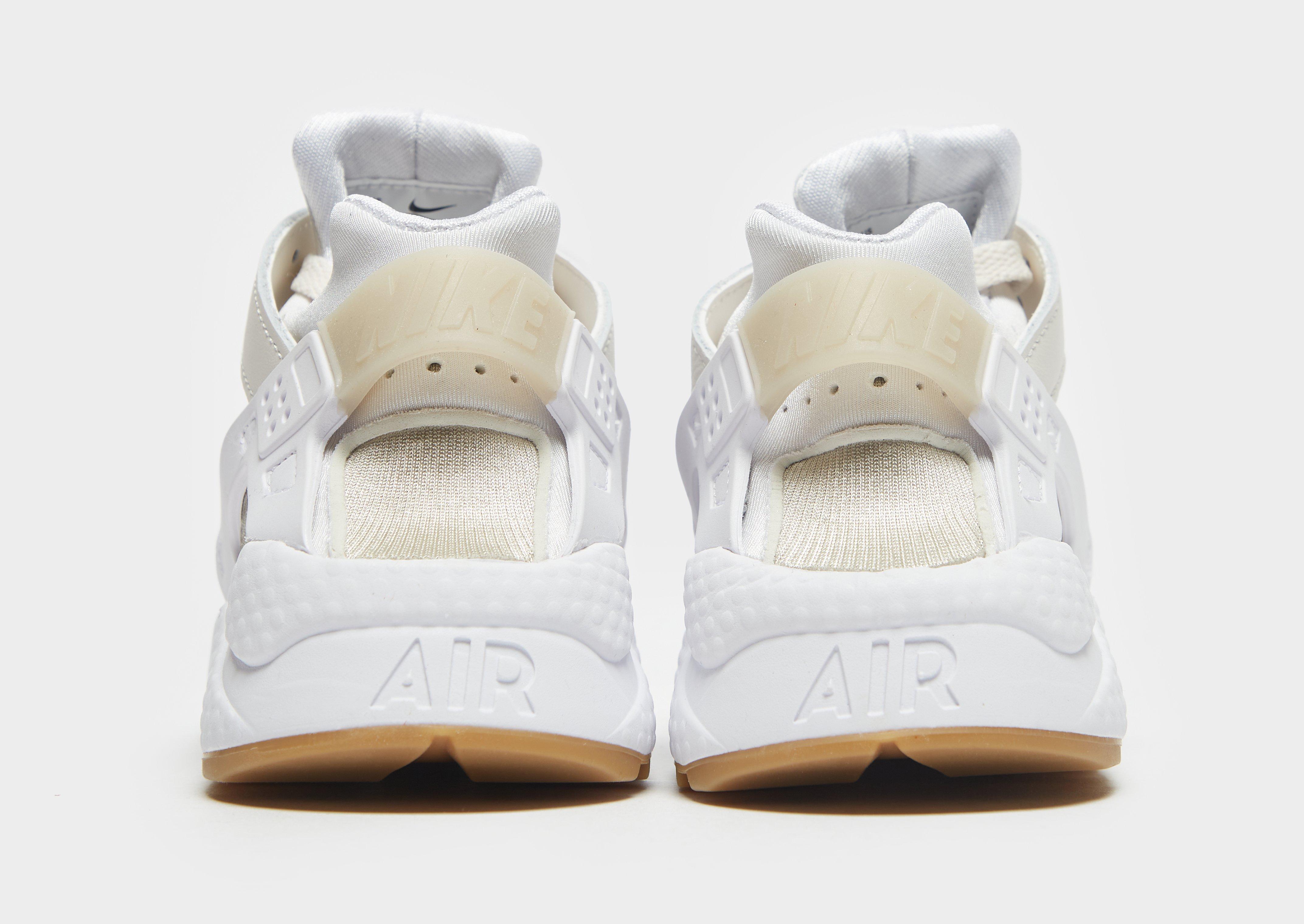 Női sneakers NIKE AIR HUARACHE DH4439-003 Fehér