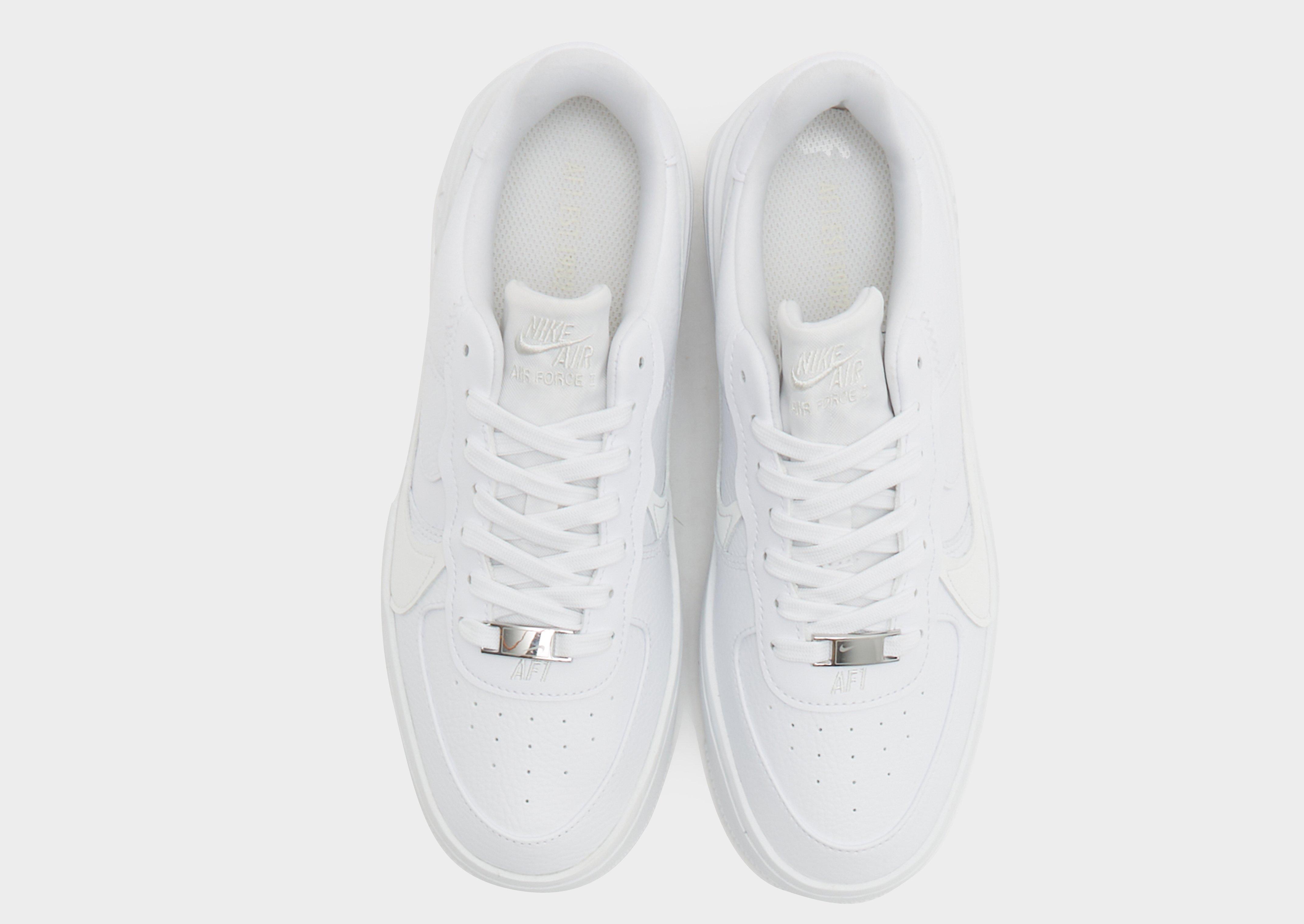 Дамски обувки NIKE AIR FORCE 1 PLATFORM  DJ9946-100 Бял