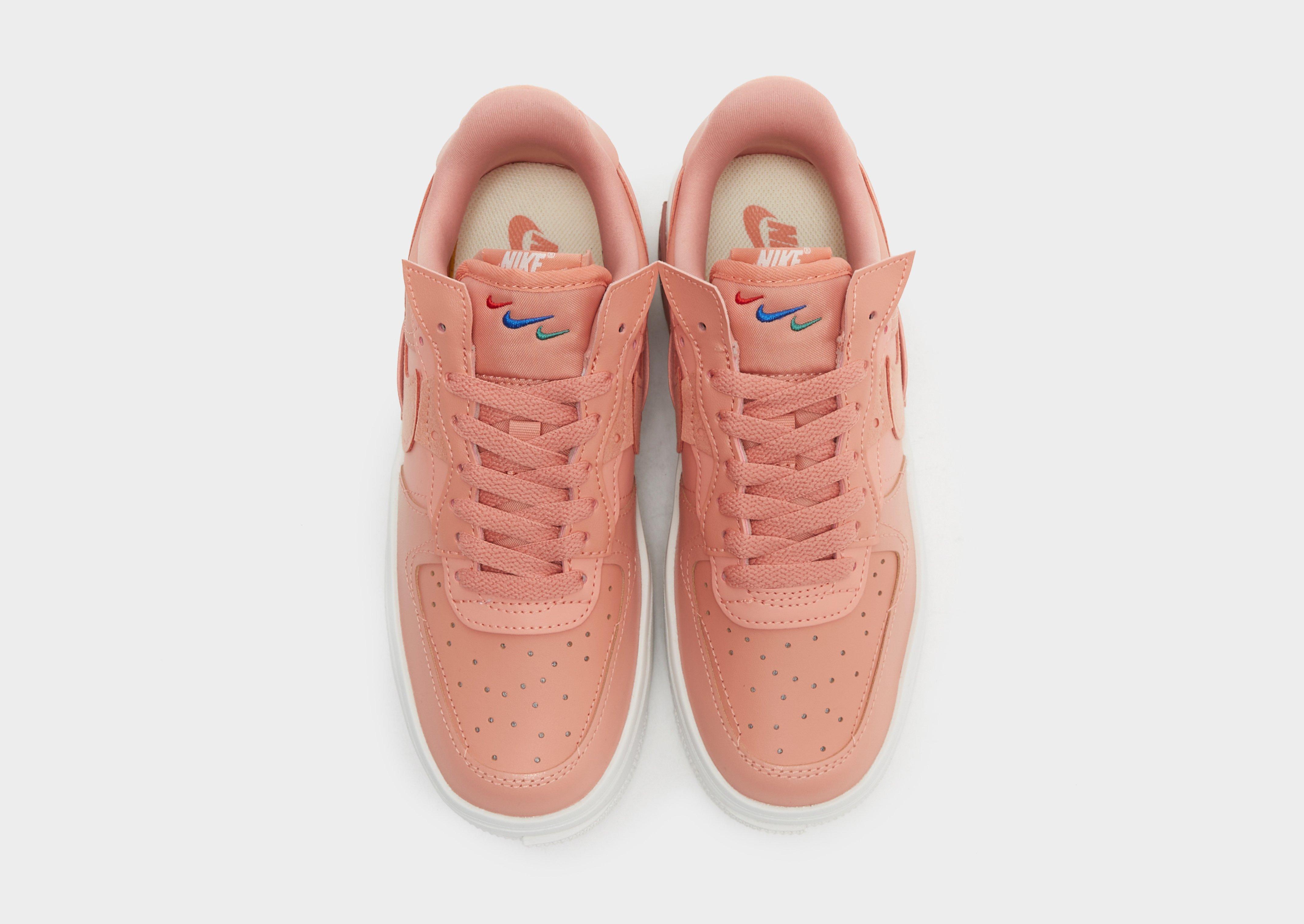 Kedai moterims NIKE AIR FORCE 1 FONTANKA DH1290-801 Rožinė