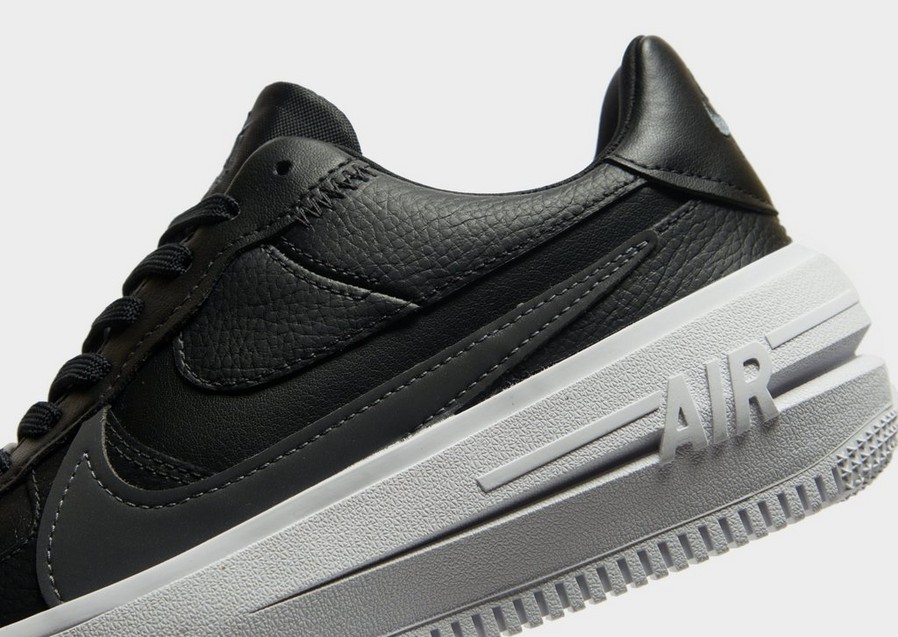 Buty sneakersy damskie NIKE AIR FORCE 1 PLATFORM  DJ9946-001 Czarny