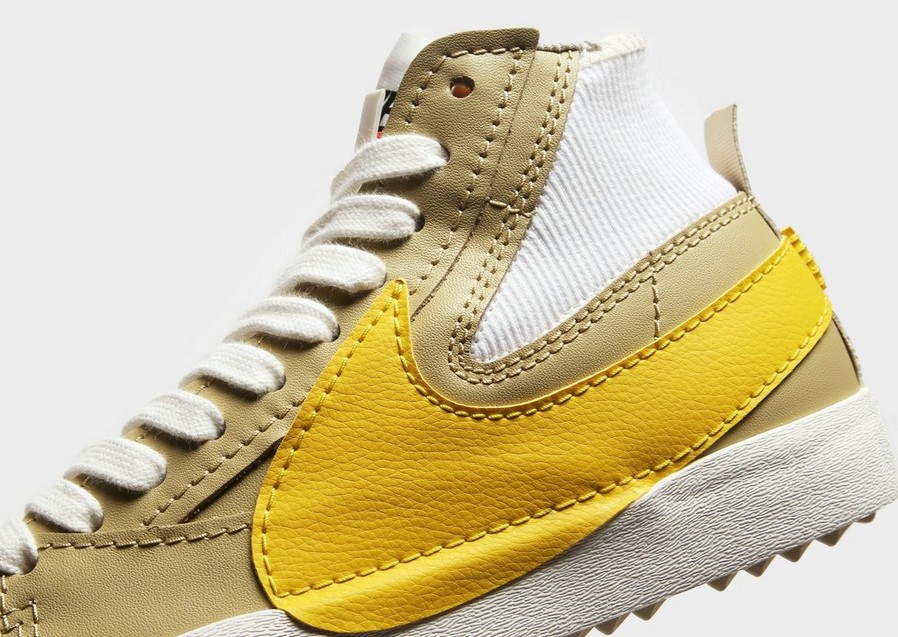 Adidași pentru bărbați NIKE BLAZER MID '77 JUMBO DH7690-700 Bej