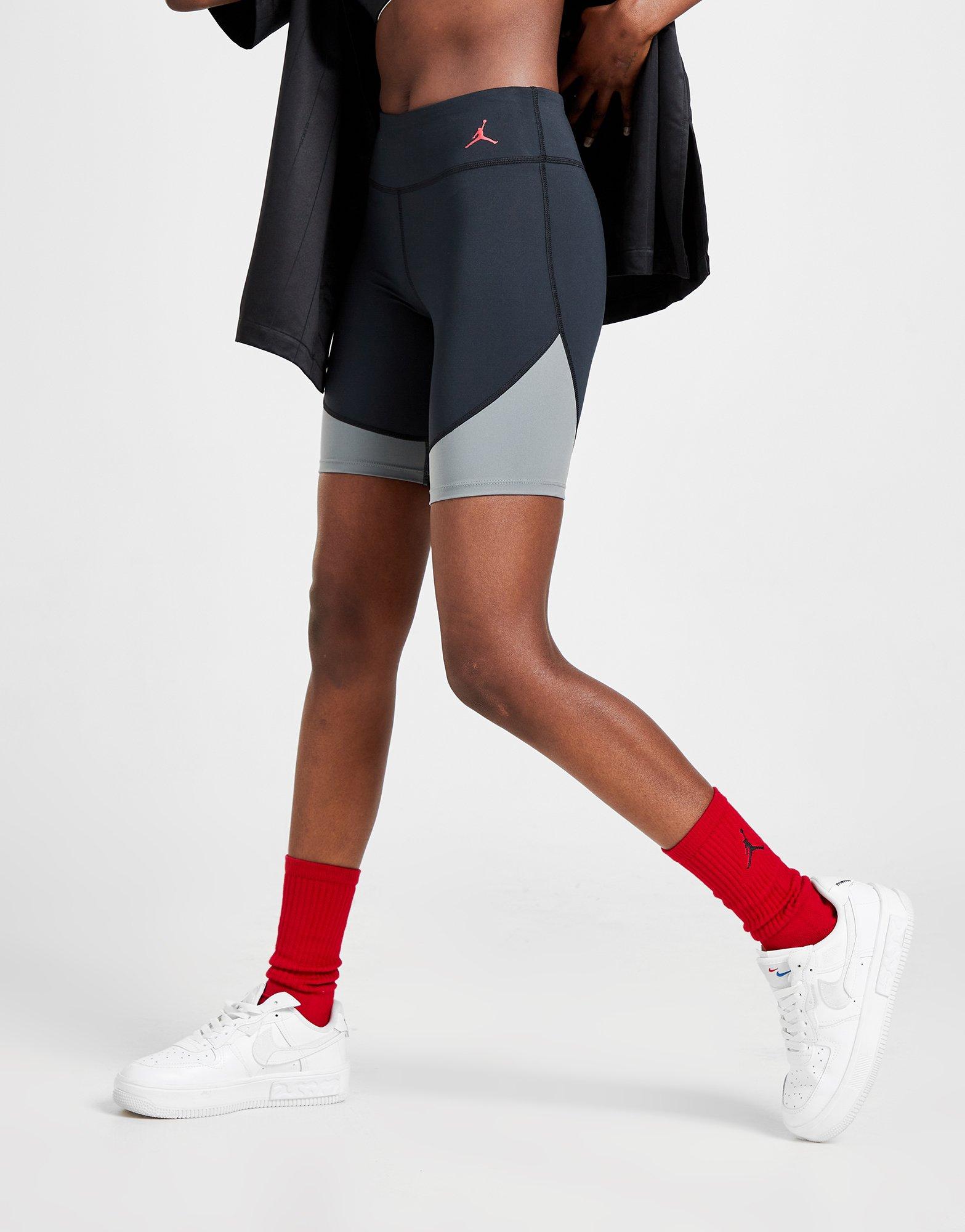 Dámske krátke nohavice JORDAN COLOUR BLOCK CYCLE SHORTS  DO5026-010 Čierna