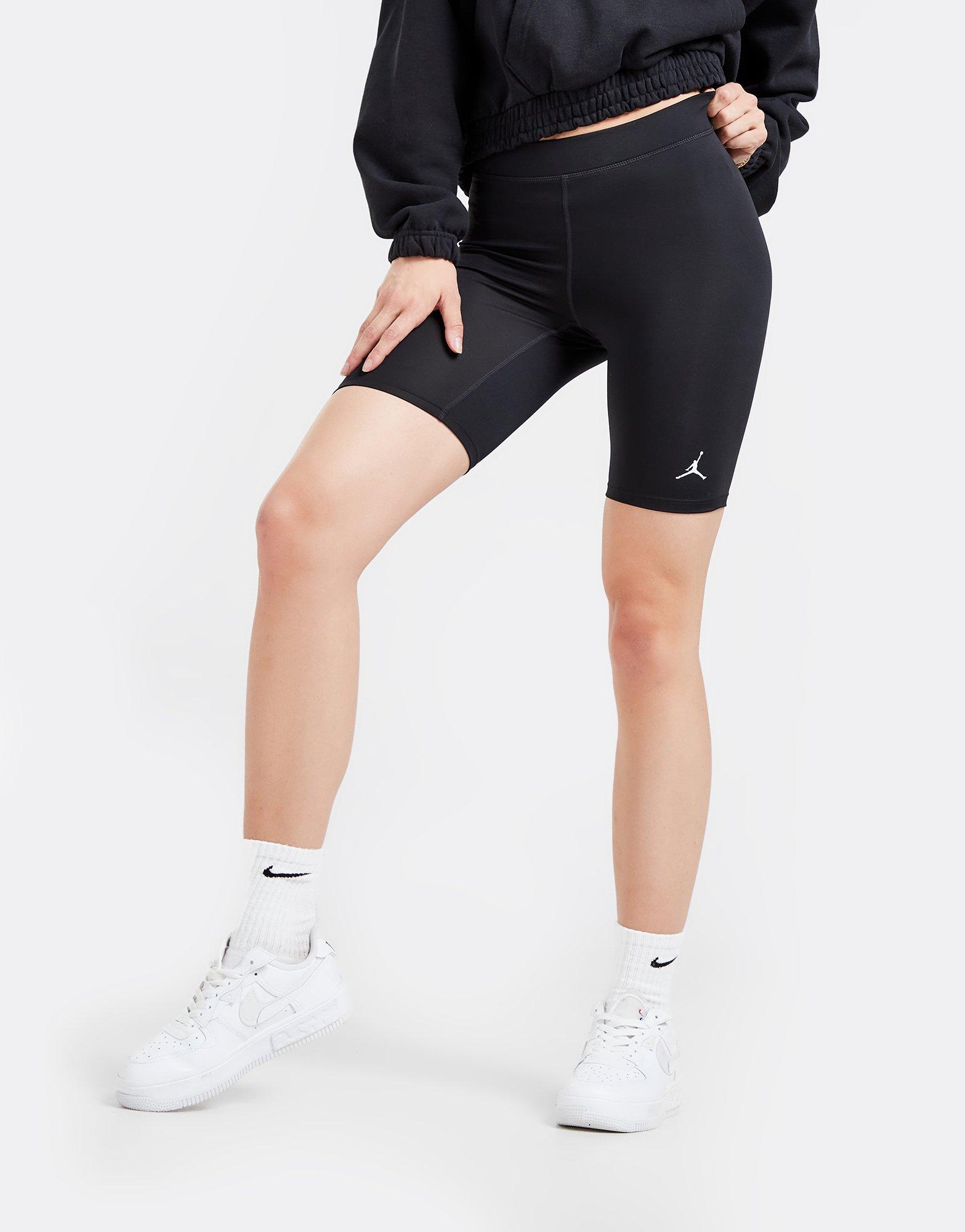 Dámske krátke nohavice JORDAN CYCLE SHORTS  DM5059-010 Čierna