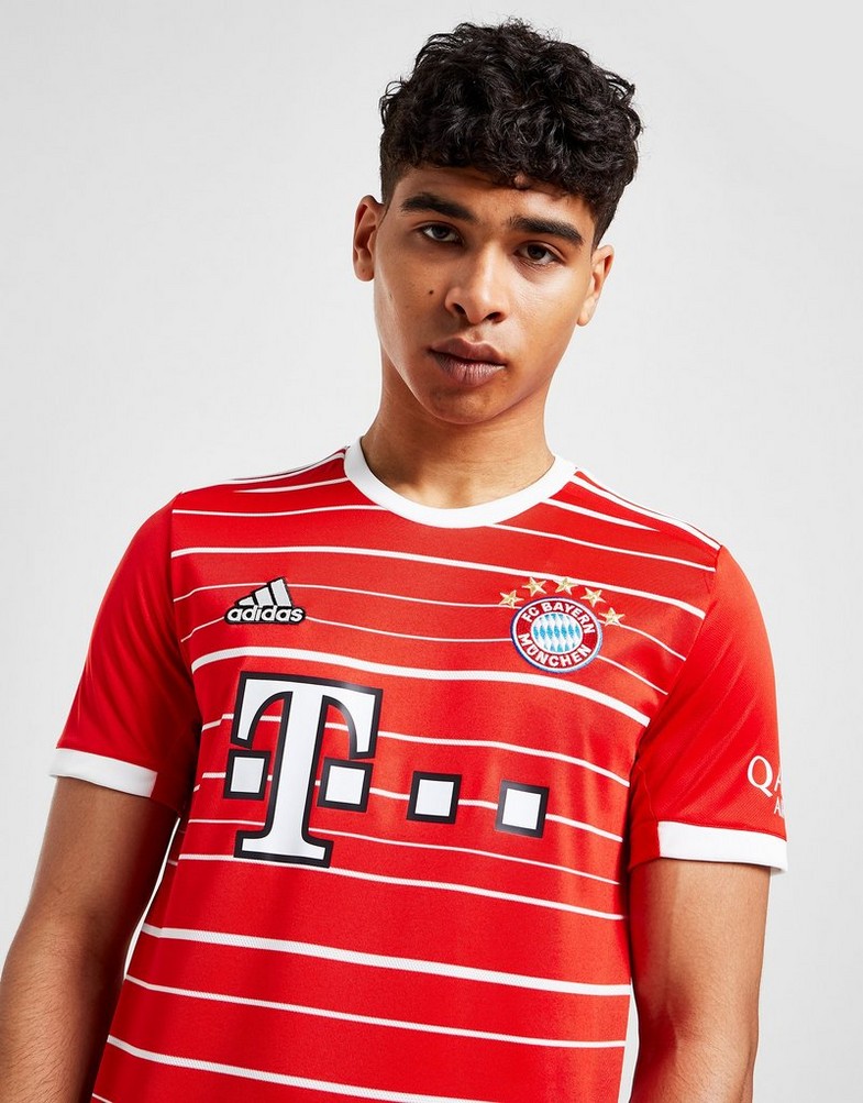 Koszulka, t-shirt męski ADIDAS KRÓTKI RĘKAW FC BAYERN MUNICH 2022/23 HOME SHIRT H39900 Czerwony