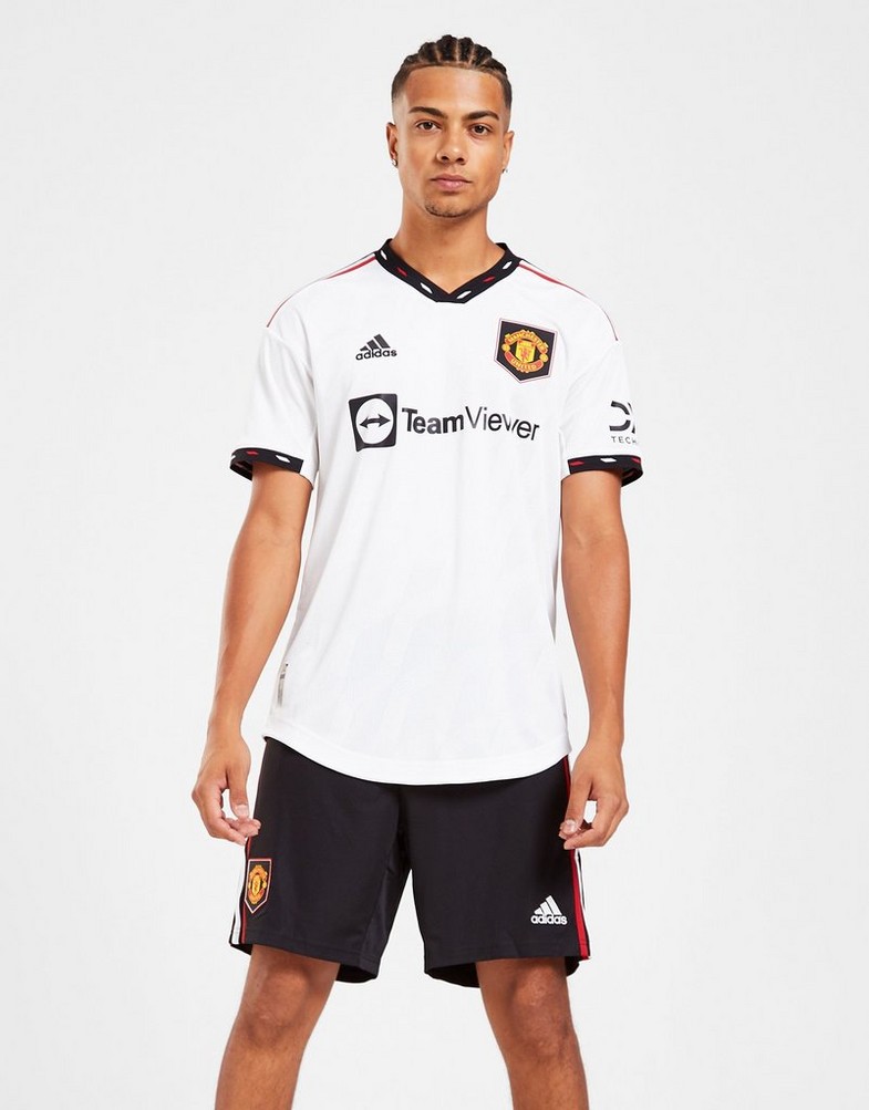 Koszulka, t-shirt męski ADIDAS KRÓTKI RĘKAW MANCHESTER UNITED FC 2022/23 AWAY SHORTS H13882 Czarny