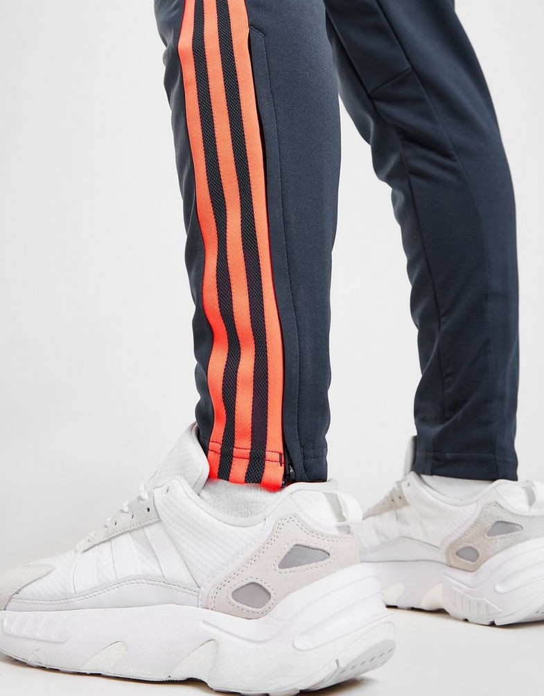 Komplet dresowy męski ADIDAS DRES MANCHESTER UNITED FC TRAINING TRACK PANTS HG3987 Granatowy