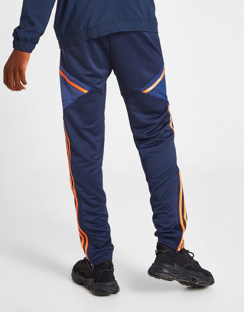 Komplet dresowy dziecięcy ADIDAS DRES MANCHESTER UNITED FC TRAINING TRACK PANTS JUNIOR HH9324 Granatowy