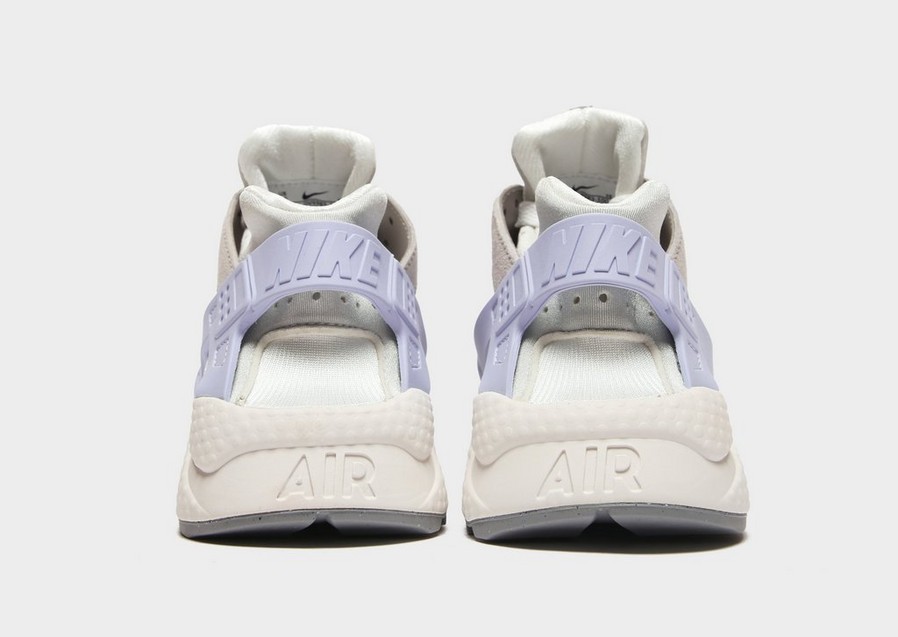 Kedai moterims NIKE AIR HUARACHE  DV6983-100 Pilka
