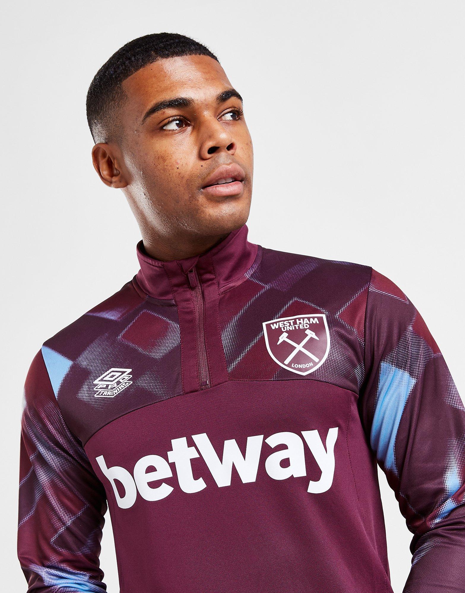 Komplet dresowy męski UMBRO DRES WEST HAM UNITED FC WARM UP 1/4 ZIP TOP 97697ULLK Czerwony
