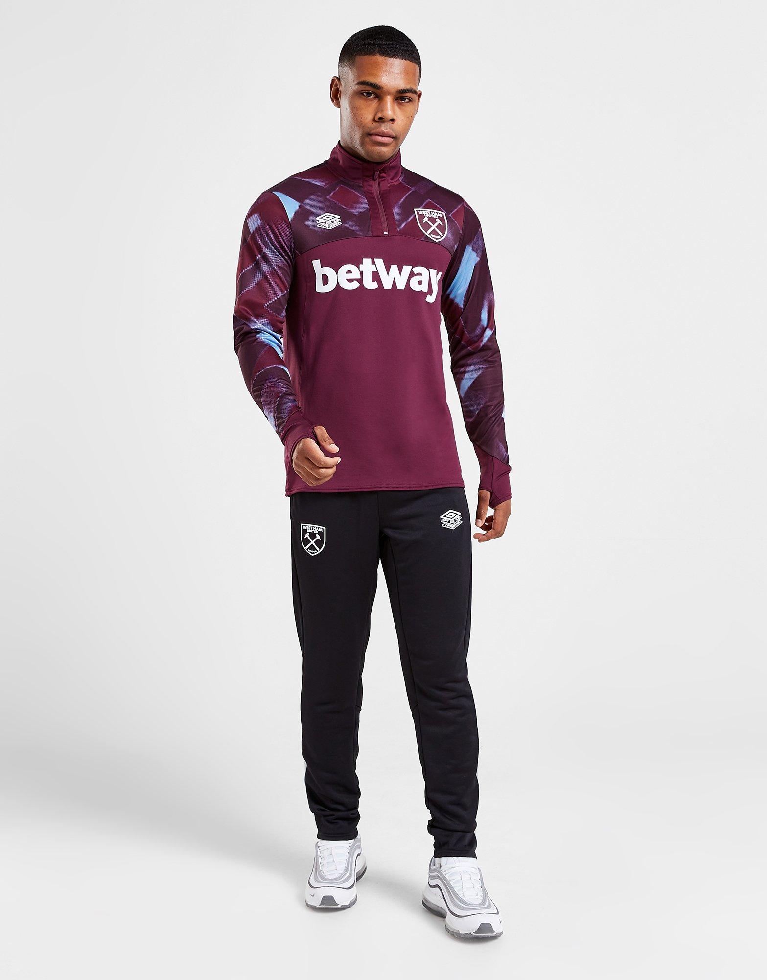 Komplet dresowy męski UMBRO DRES WEST HAM UNITED FC WARM UP 1/4 ZIP TOP 97697ULLK Czerwony