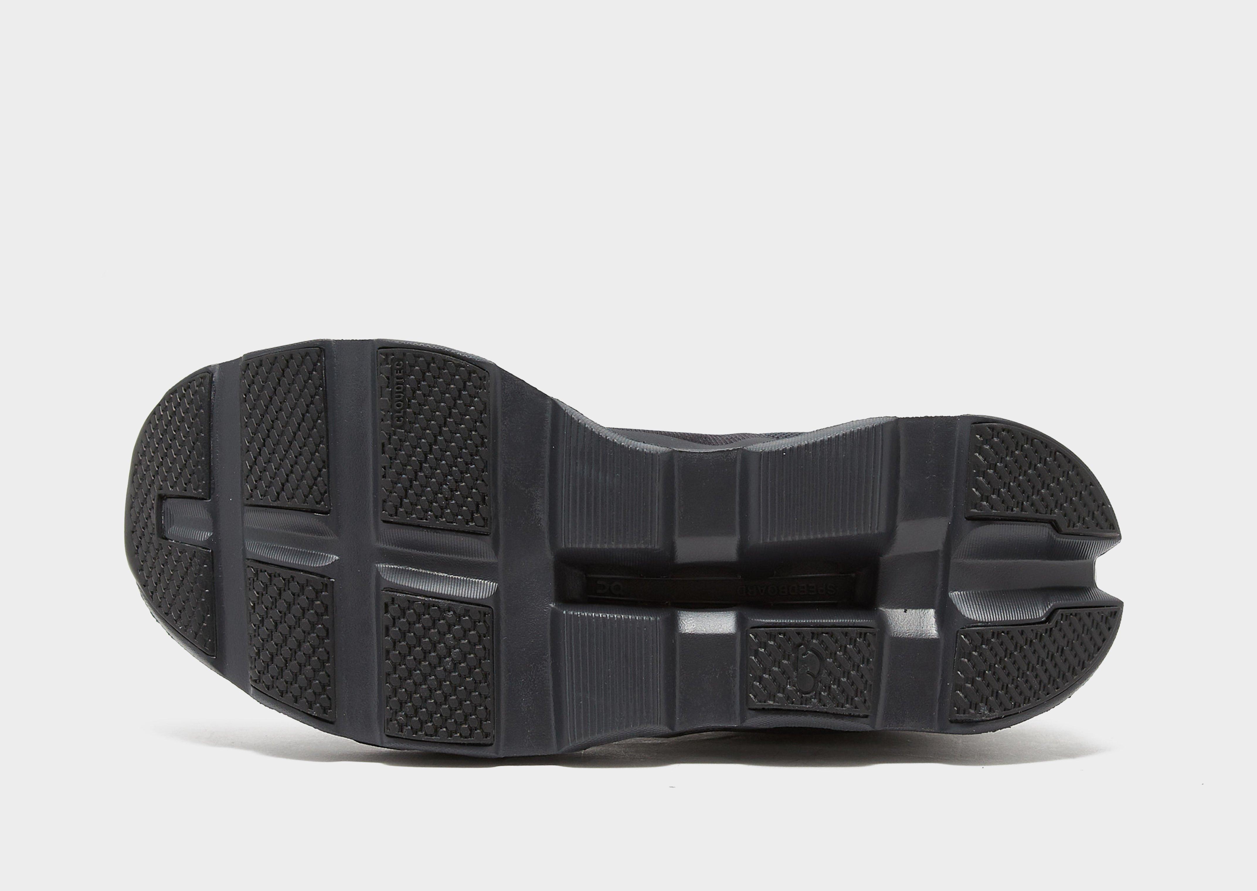 Чоловічі кросівки для бігу ON RUNNING CLOUDMONSTER  61.99025 Чорний