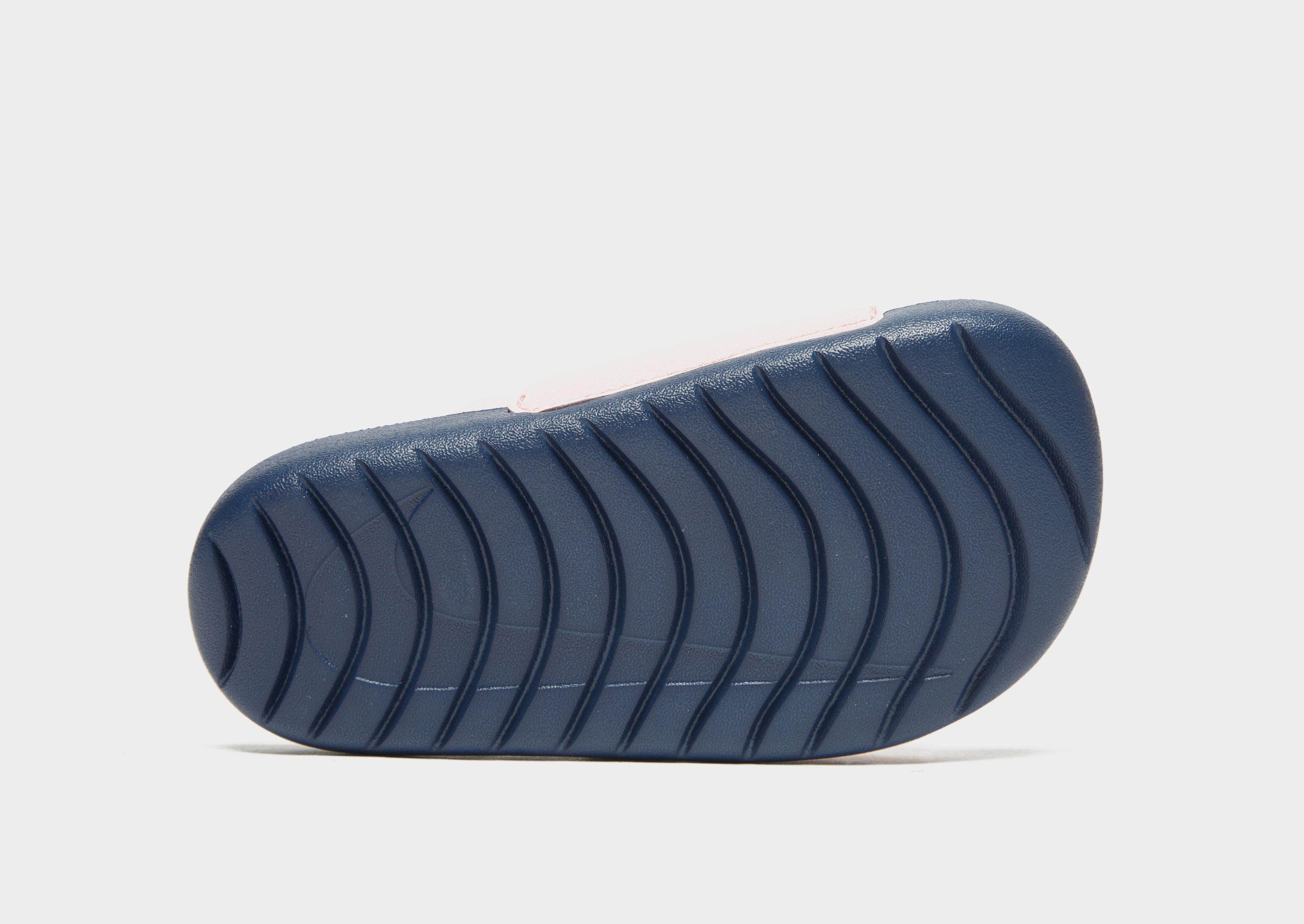 Gyerek papucsok és flip-flopok NIKE KAWA SLIDES  DB3297-600 Rózsaszín