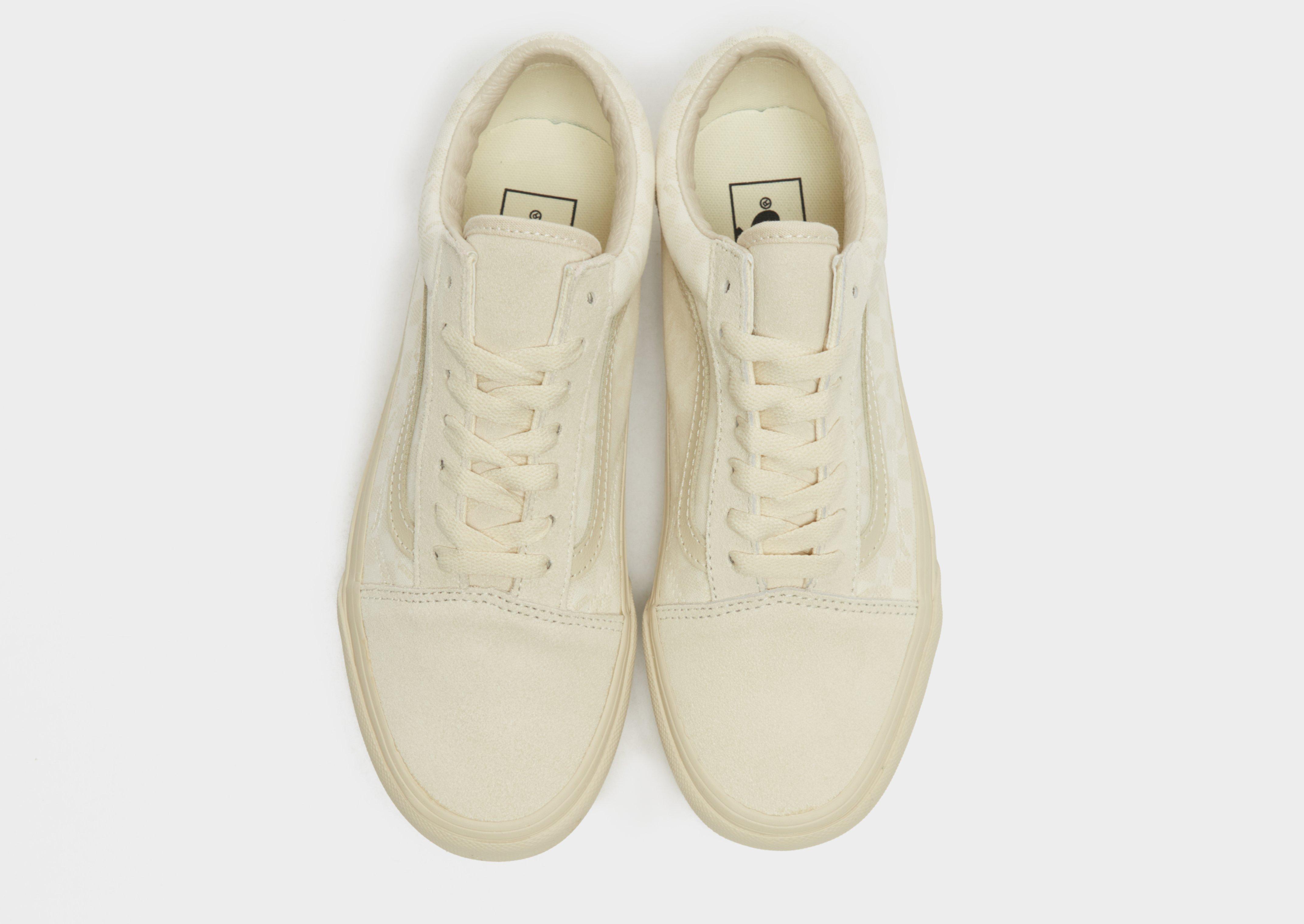 Дамски кецове VANS OLD SKOOL PLATFORM  VN0A3B3UEDQ Бежов