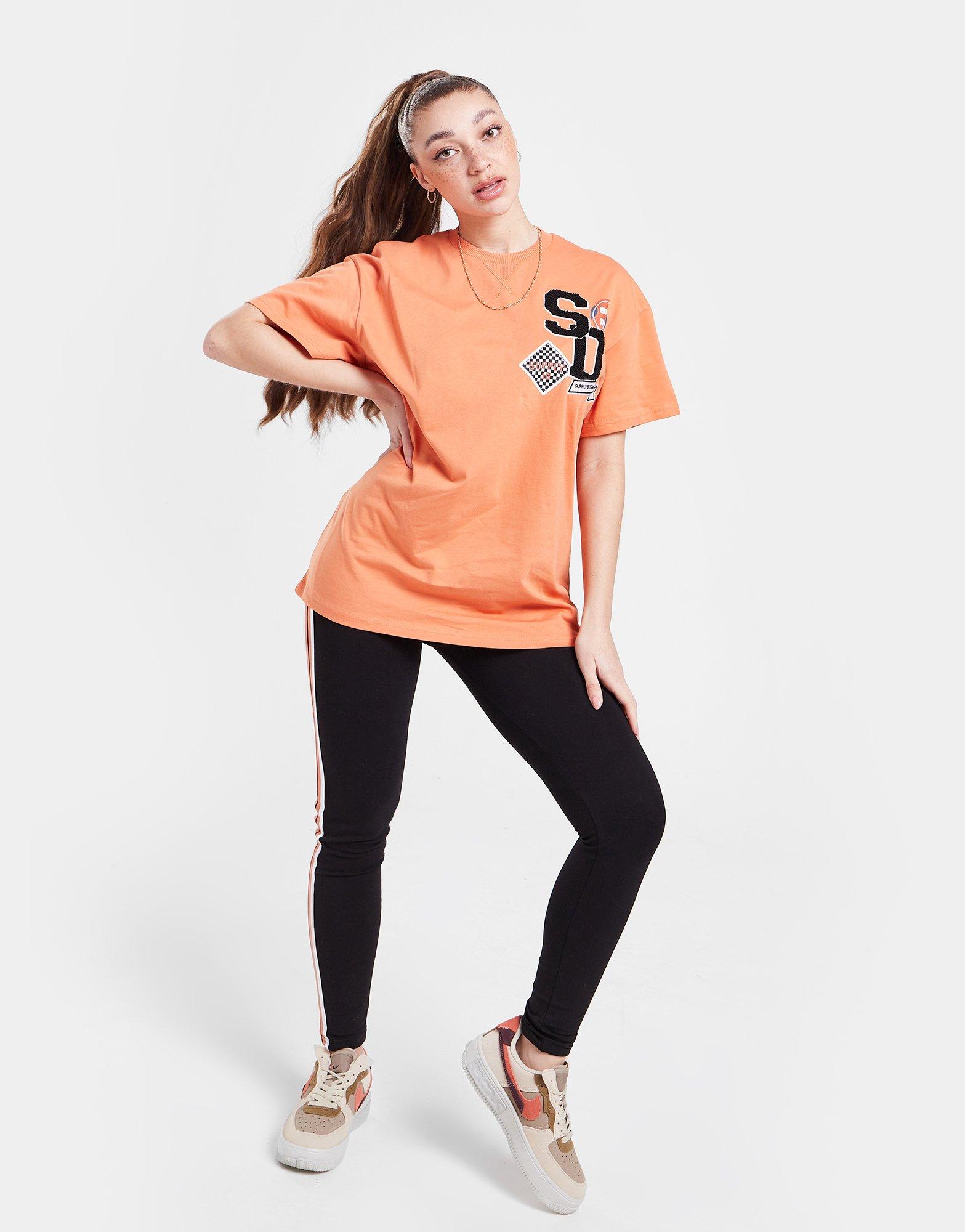Дамска тениска SUPPLY & DEMAND ТЕНИСКА BADGE BOYFRIEND ТЕНИСКА SUPTW16024ORG Оранжев