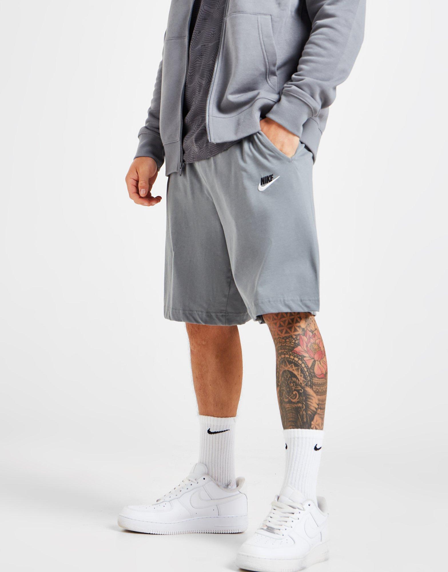 Vyriški šortai NIKE SPORTSWEAR CLUB FOUNDATION SHORTS  DZ2543084 Pilka