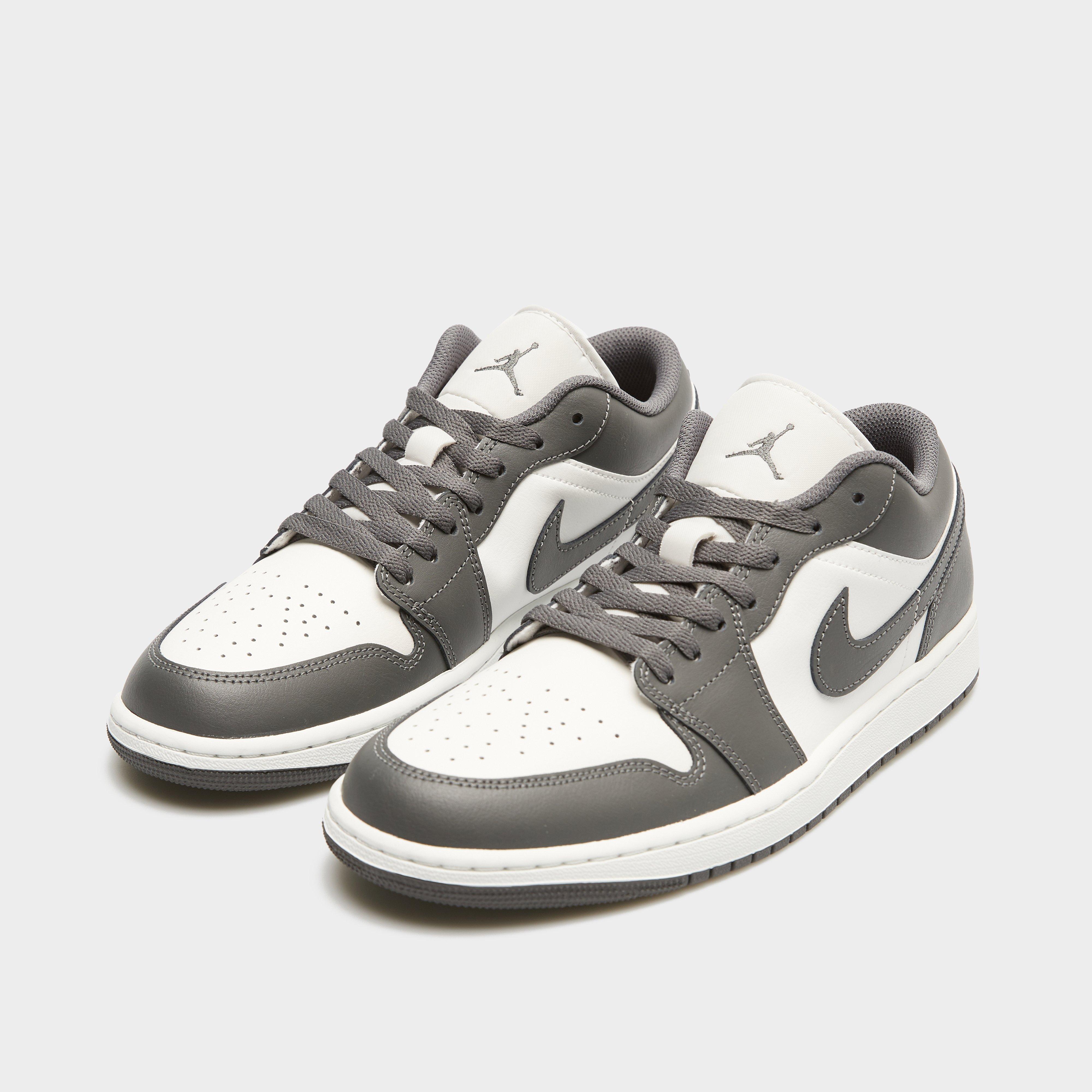 Adidași pentru bărbați AIR JORDAN 1 LOW 