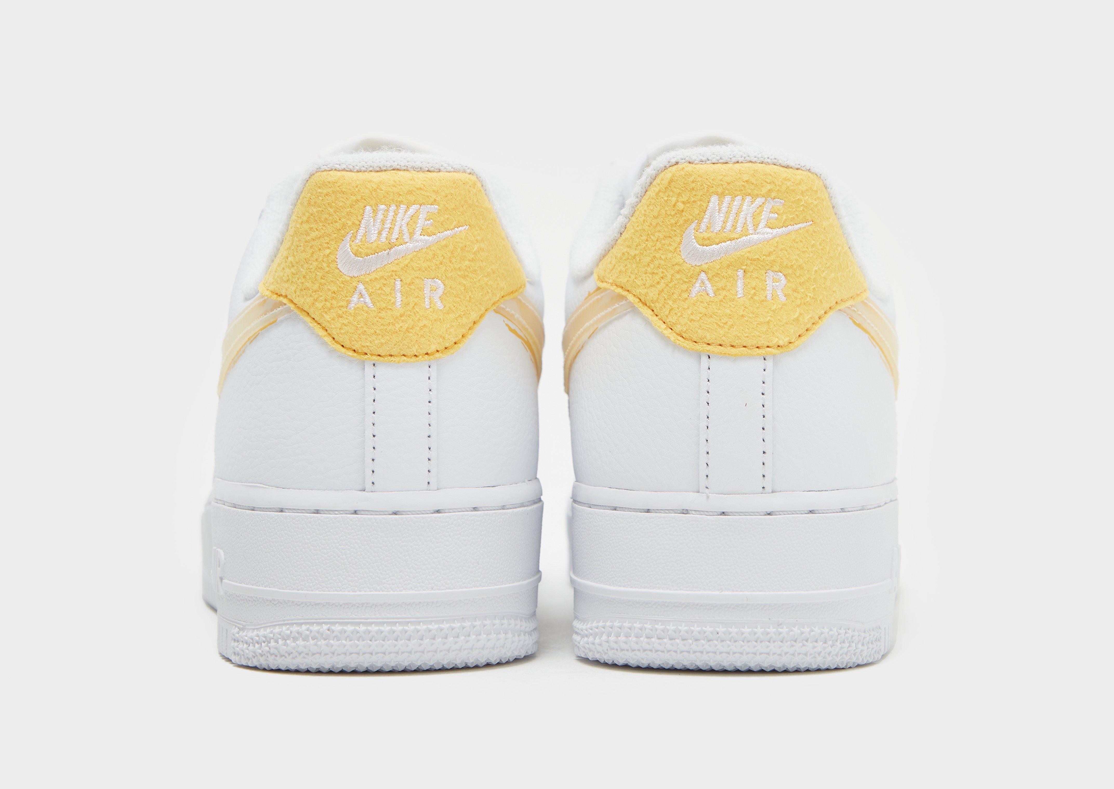 Adidași pentru bărbați NIKE AIR FORCE 1 '07  DX2646-100 Alb