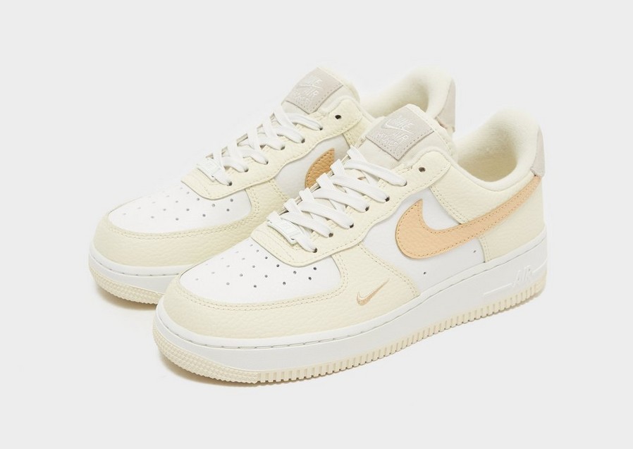 Dámske tenisky NIKE AIR FORCE 1 LO '07 WJD  DX8953-100 Béžová