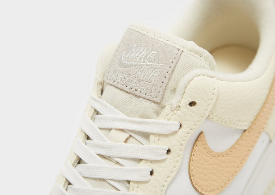 Dámske tenisky NIKE AIR FORCE 1 LO '07 WJD  DX8953-100 Béžová
