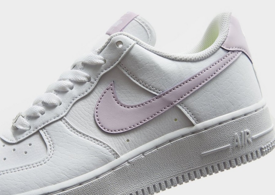 Дамски обувки NIKE AIR FORCE 1 '07 NEXT NATURE DN1430-105 Бял