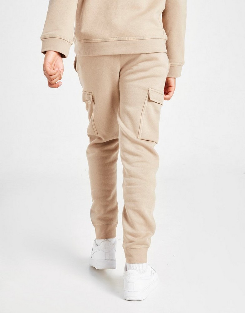 cq4277 nike