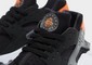 NIKE AIR HUARACHE 