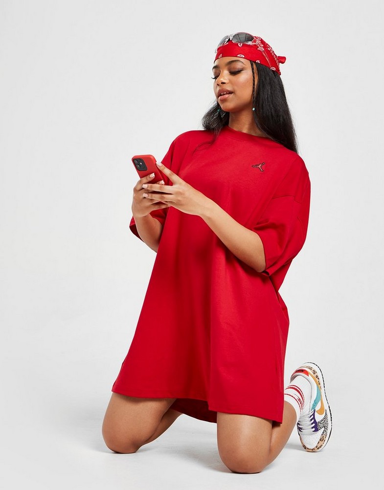 Sukienka damska SUKIENKA W JORDAN ESSEN T SHIRT DRESS DO5051-687 Bordowy