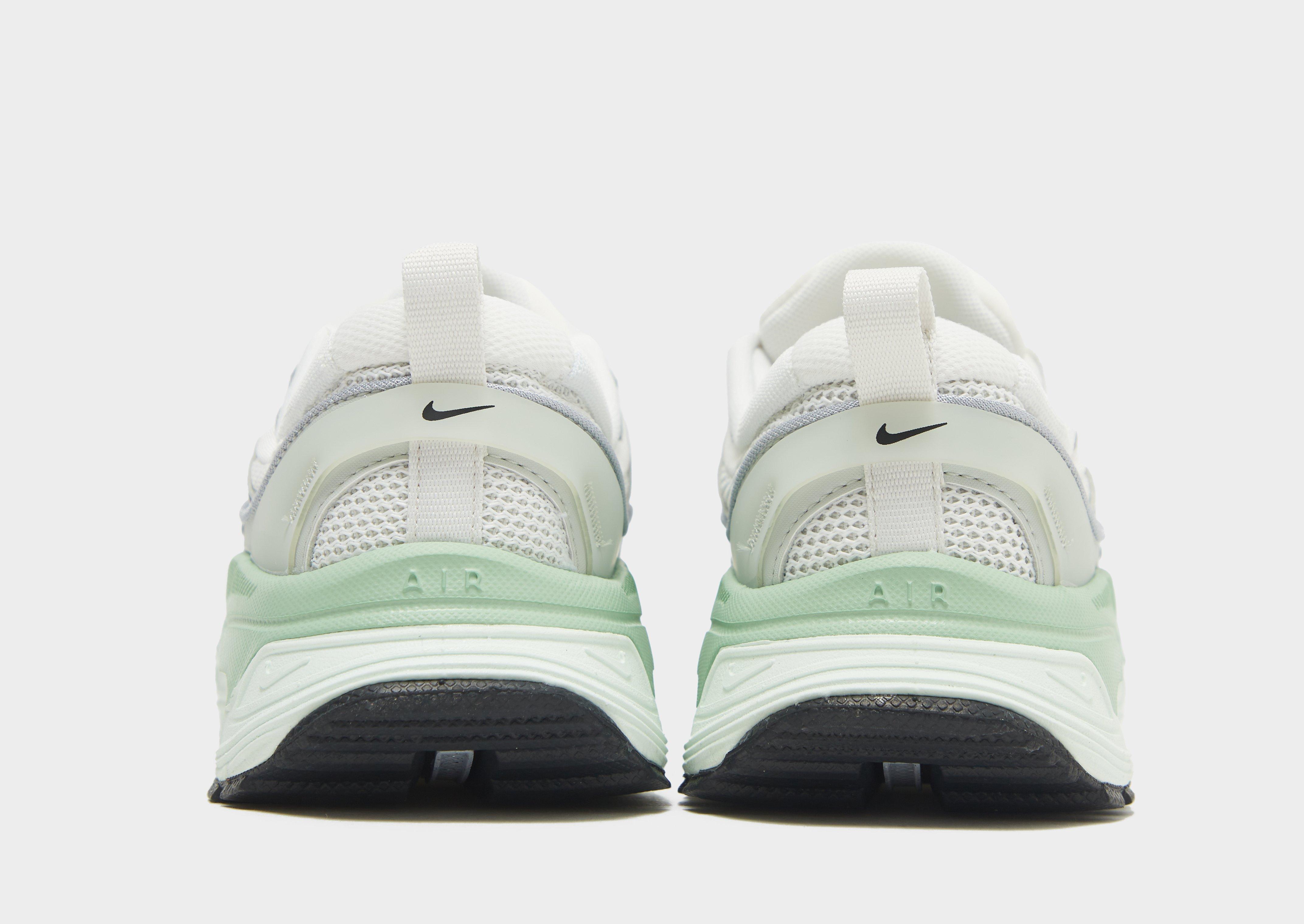 Дамски обувки NIKE AIR MAX BLISS NN DH5128-103 Бял