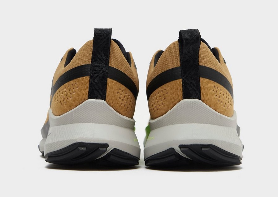 Pánske tenisky Nike React Pegasus Trail 4  DX8960-700 Hnedá
